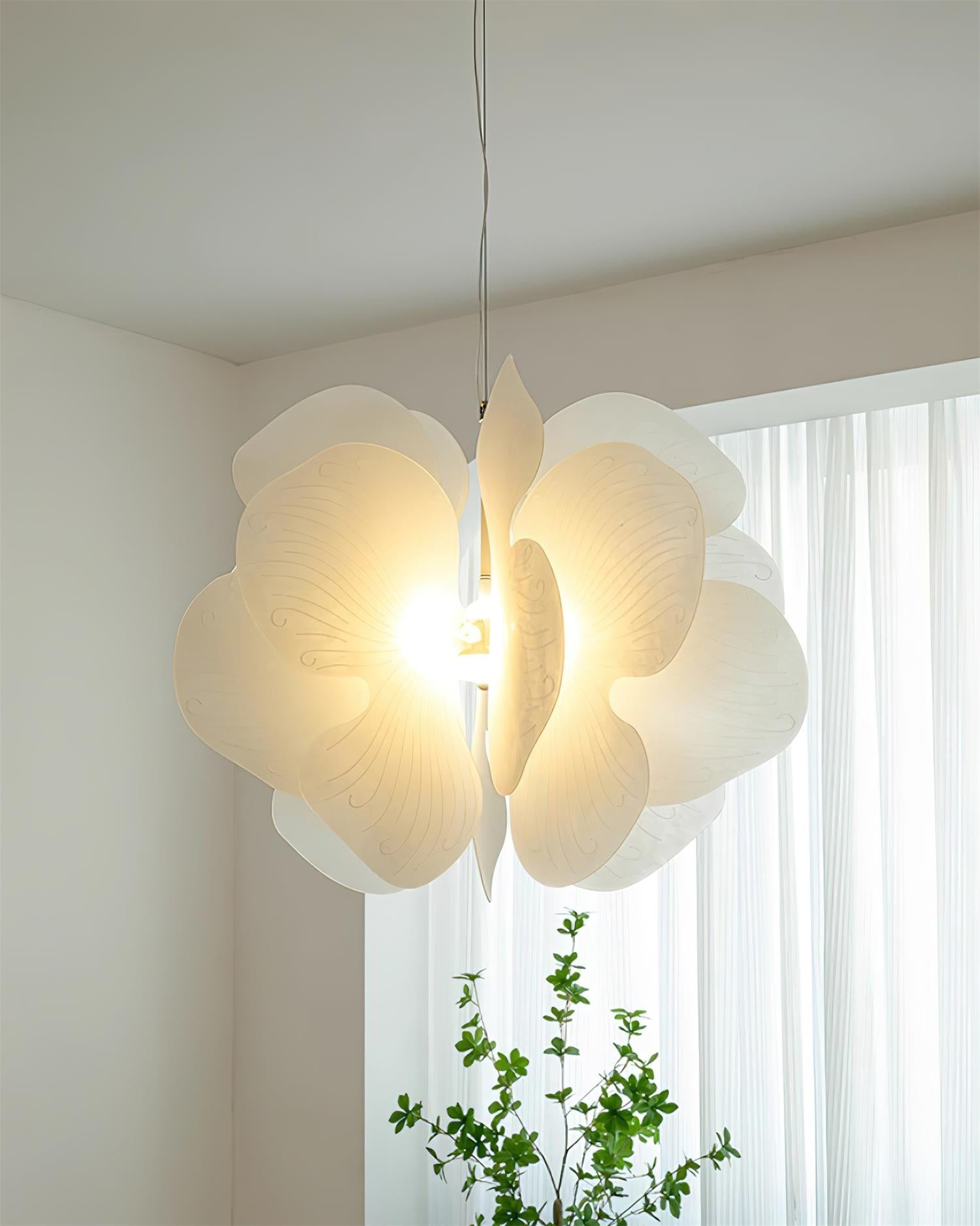 Creative Petal Pendant Lamp M282