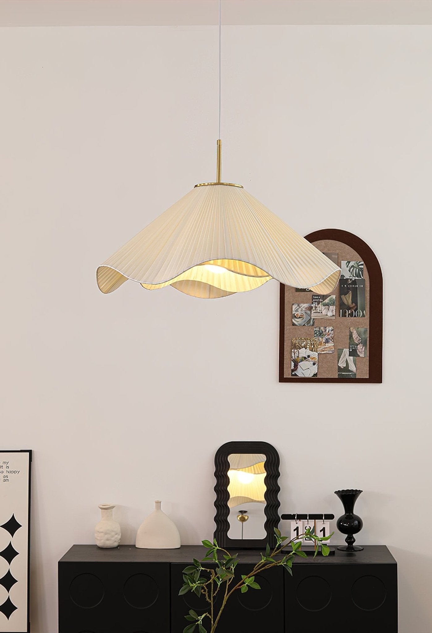 Nordic Cream Style Floral Pendant Lamp M561