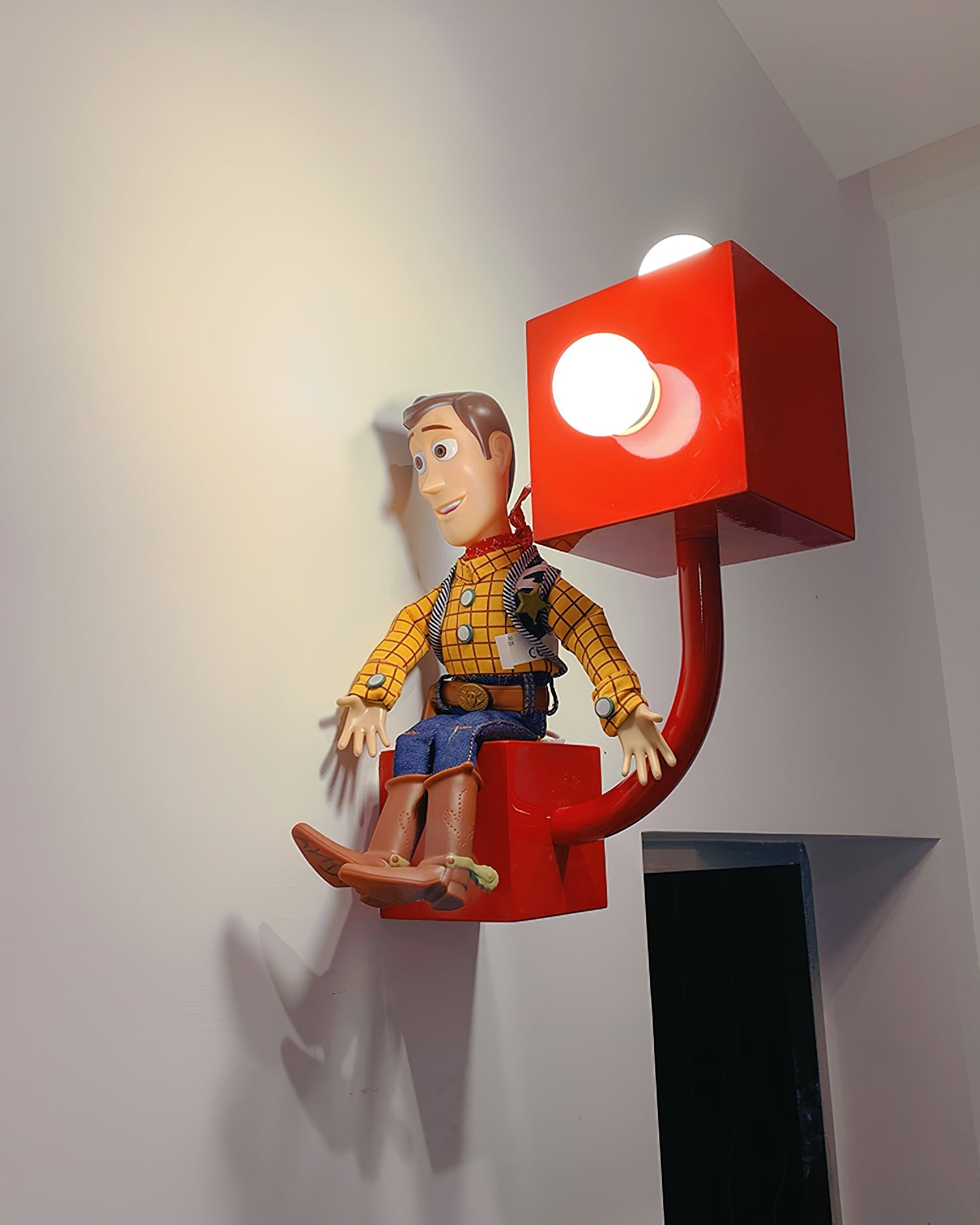 Red Cube Metal Wall Lamp M338