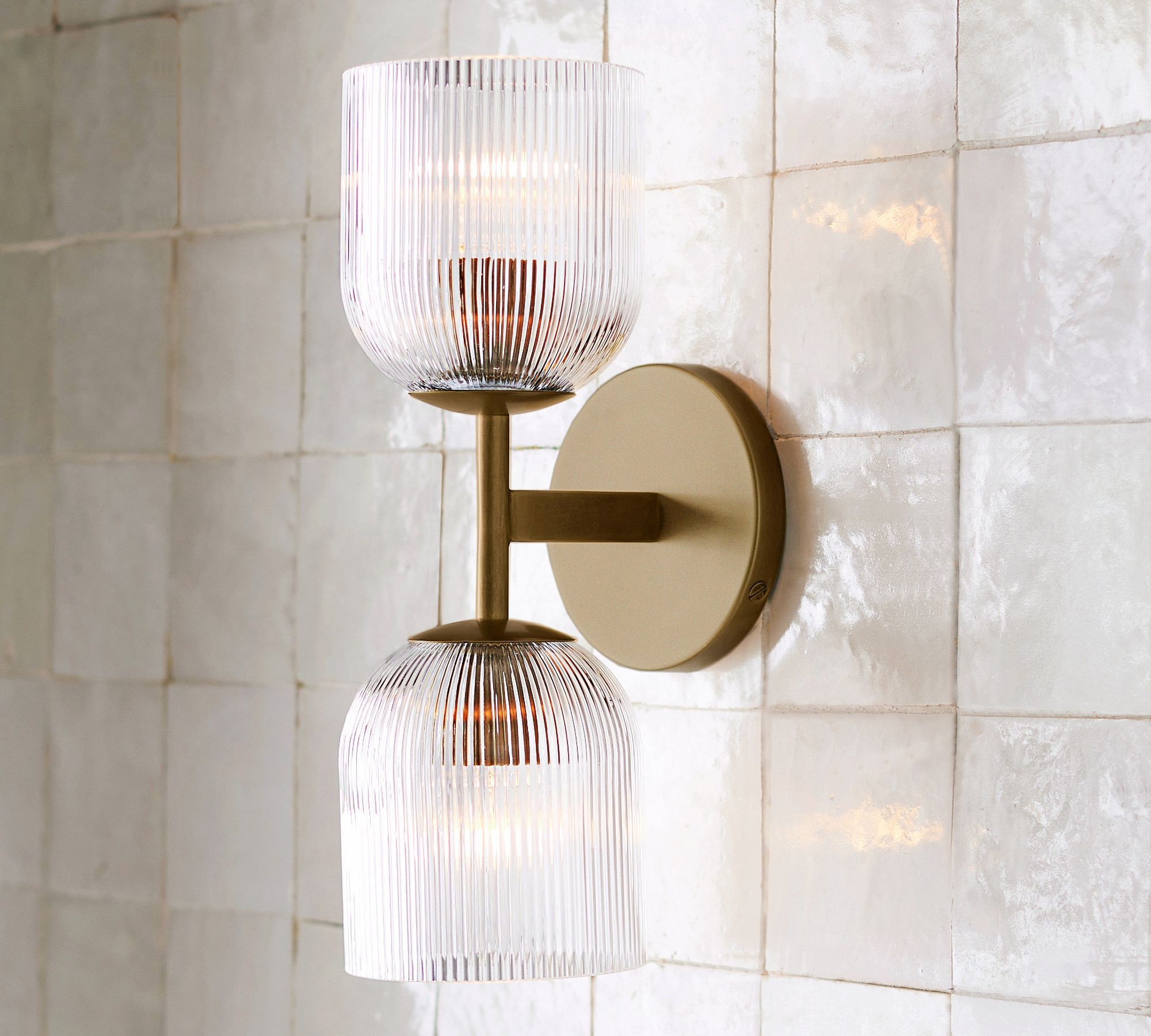 Bravira Ribbed Glass Sconce - Metal Wall Light with Clear Glass Shade T074