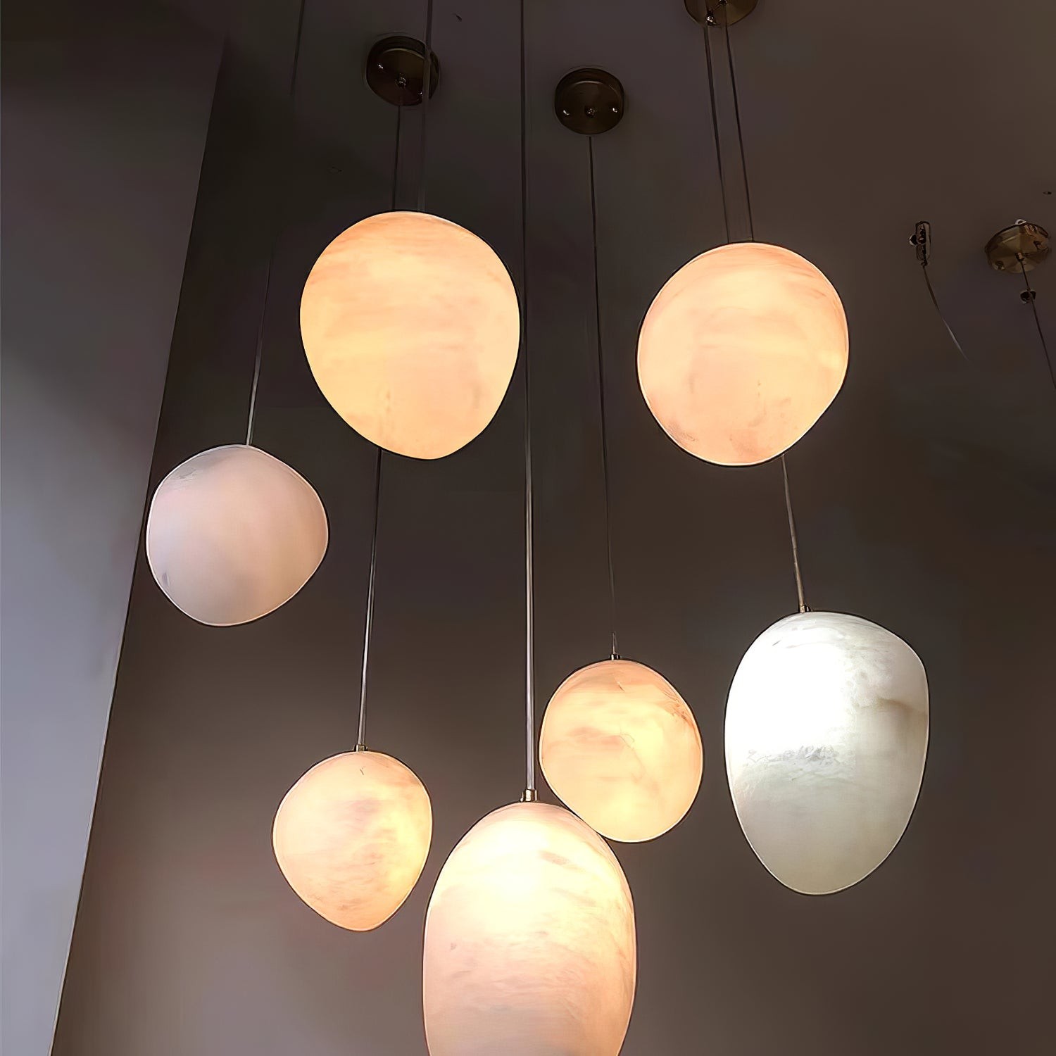 Pebbles Alabaster Pendant Lamp M439