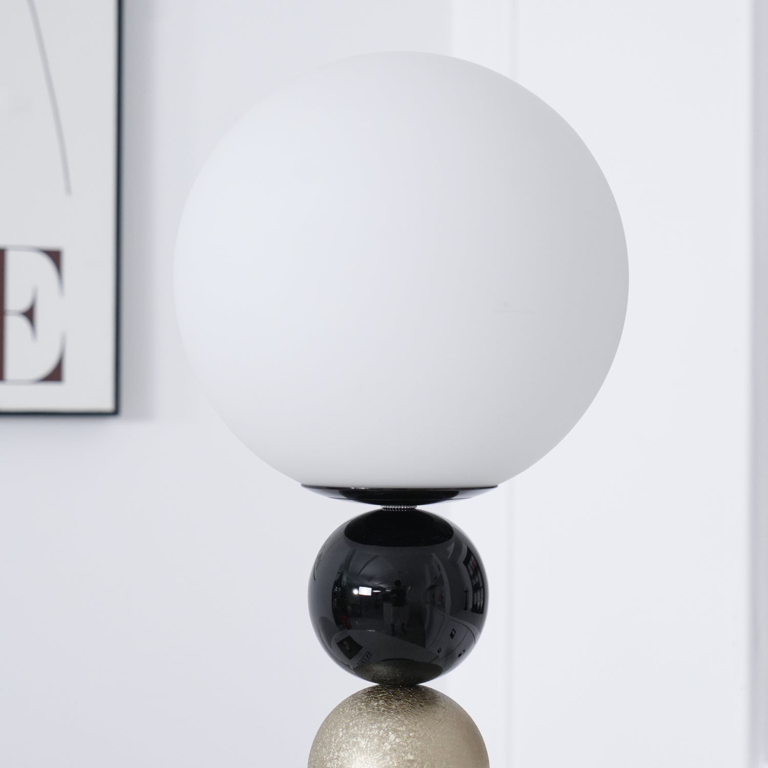 Round Balls Stacking Green Table Lamp M521