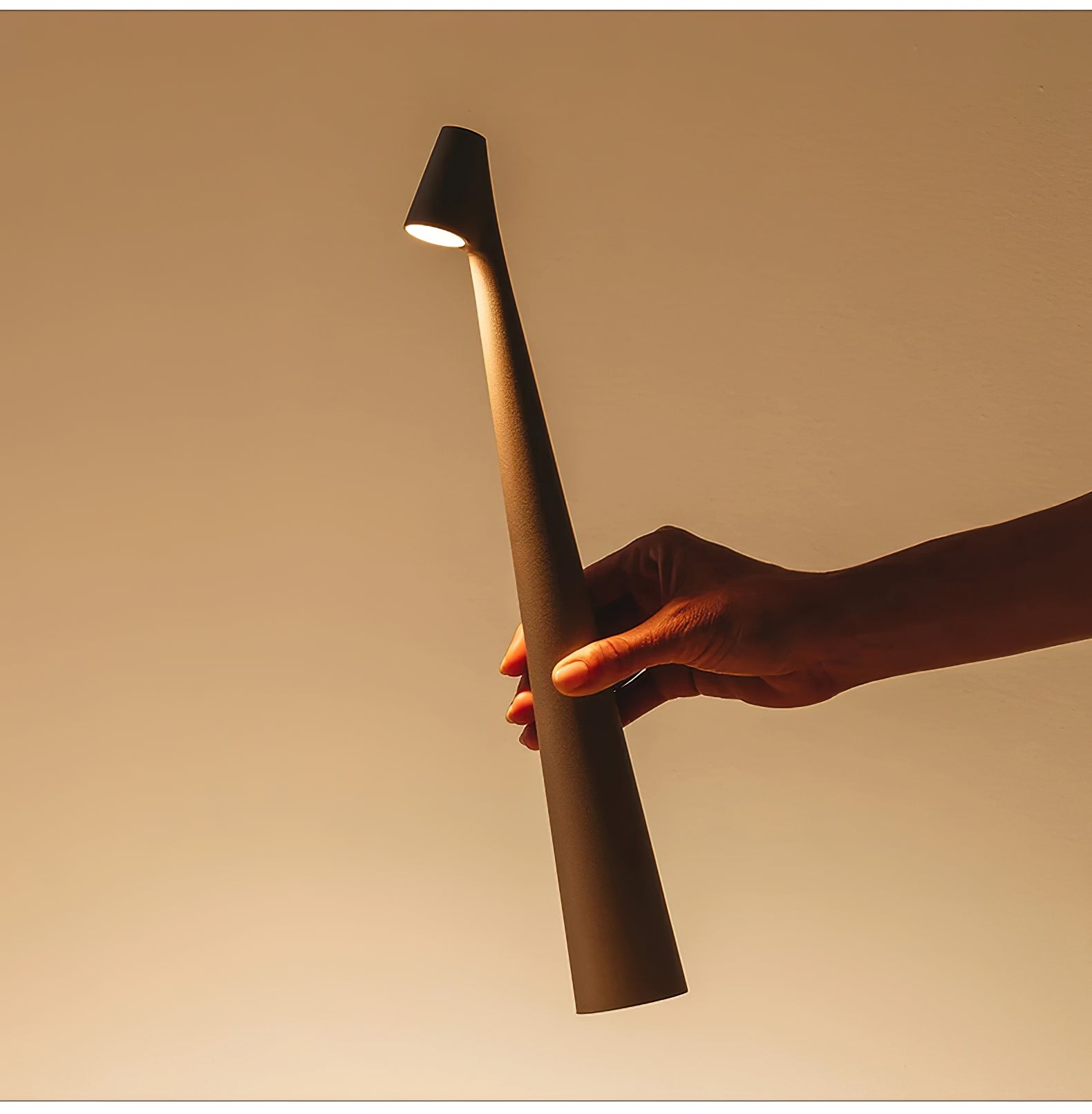 Creative Tall Portable Table Lamp M497