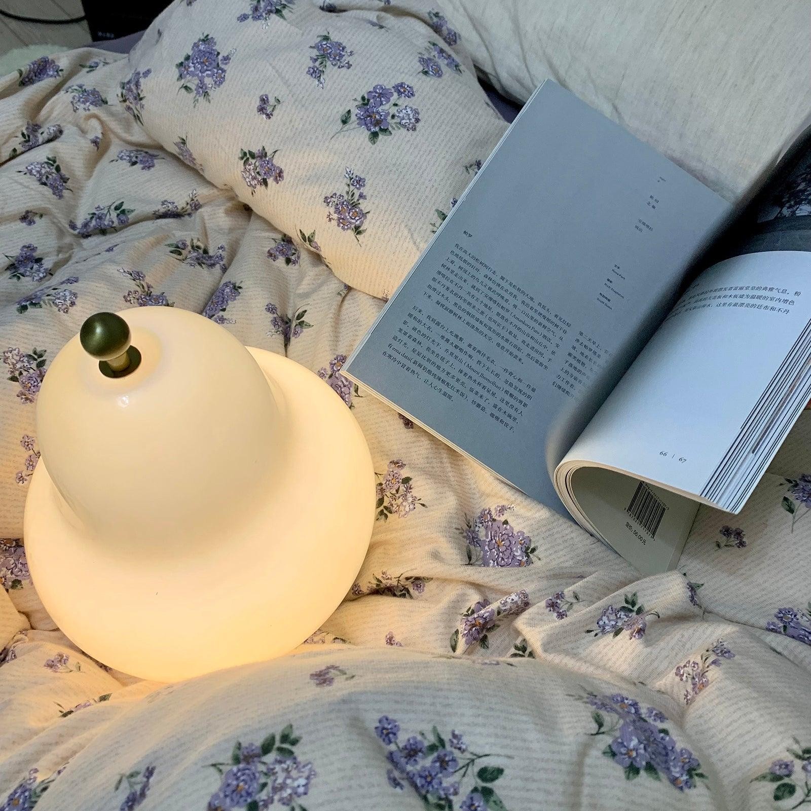 Cute Pear Shaped Table Lamp M441