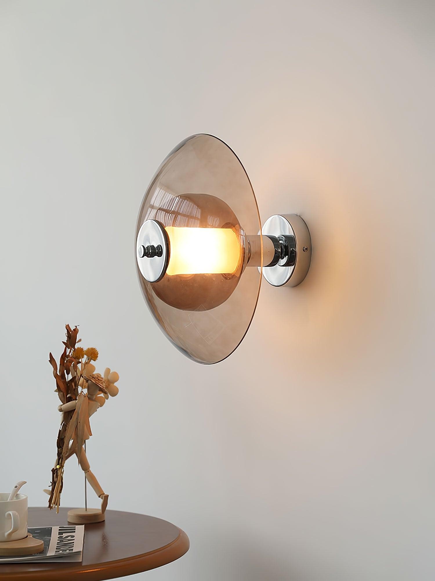 Flying Saucer Plug-in Wall Light M471
