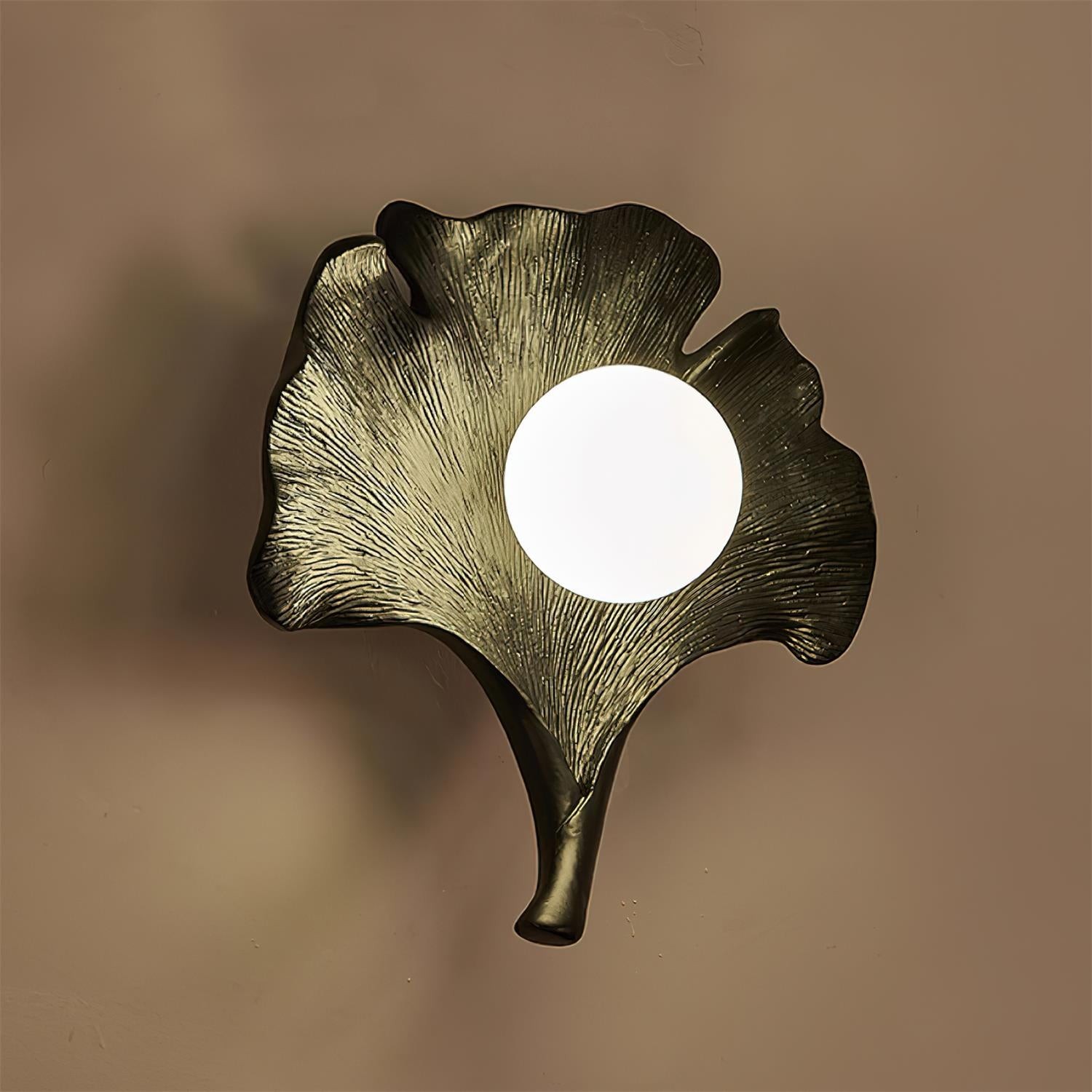 Vintage Ginkgo Leaf Resin Wall Lamp M259
