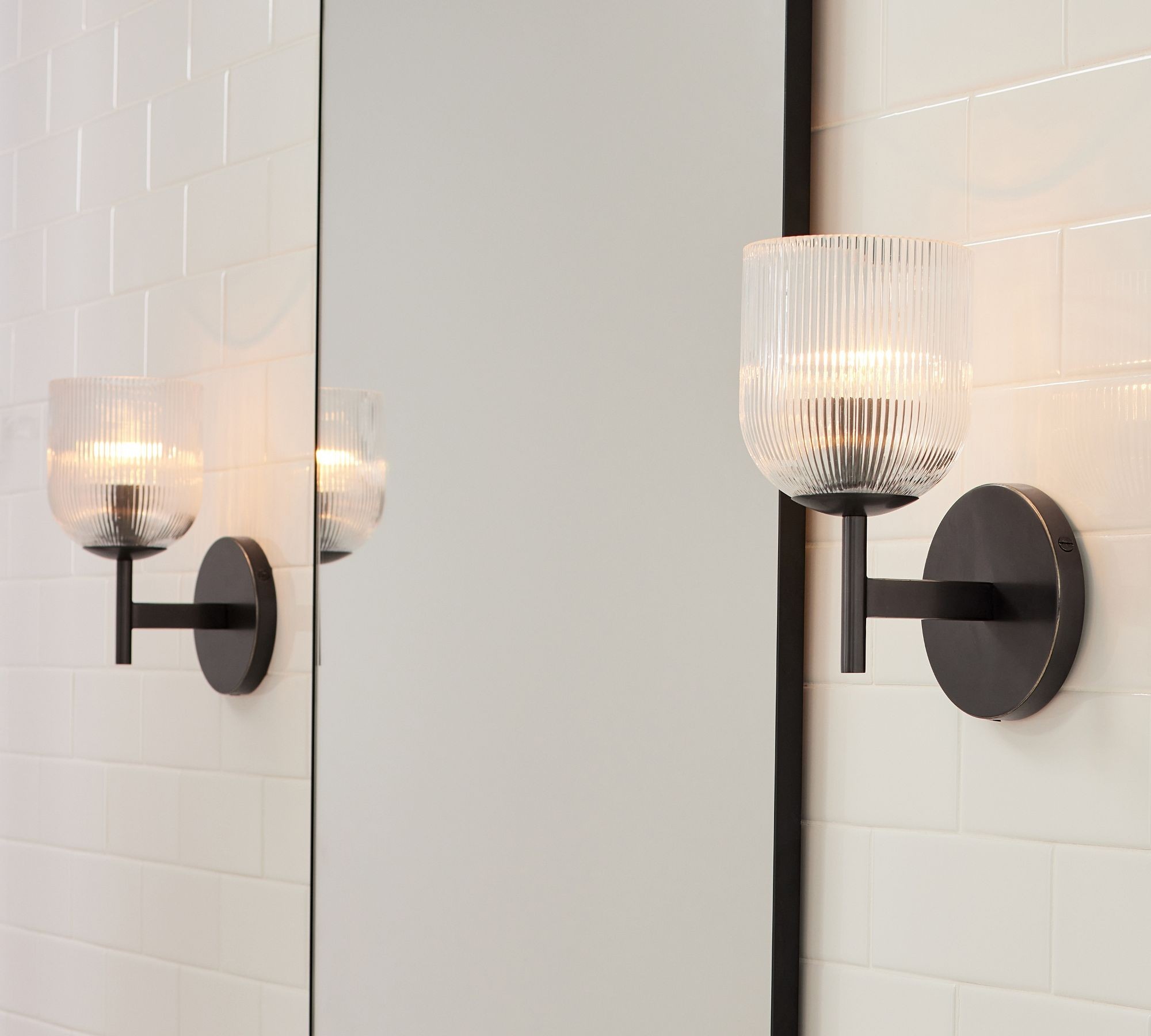 Bravira Ribbed Glass Sconce - Metal Wall Light with Clear Glass Shade T074