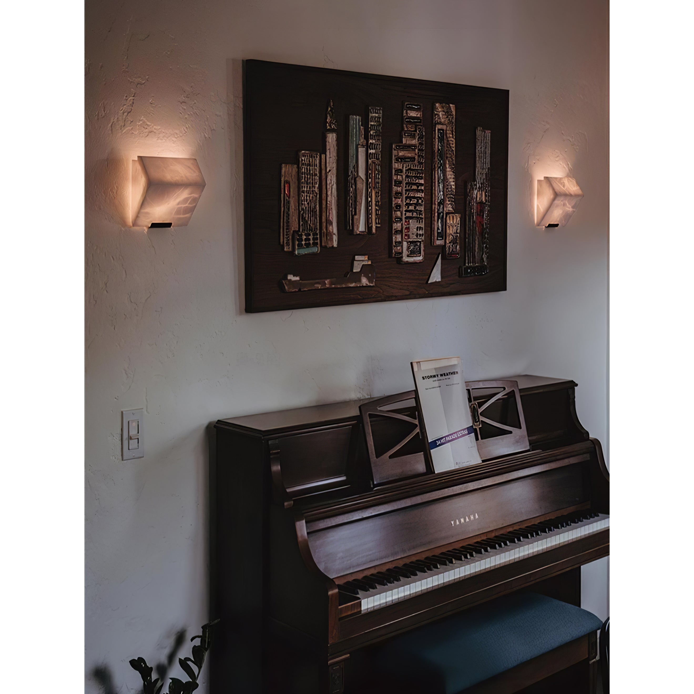 Alabaster Staircase Wall Lamp D648