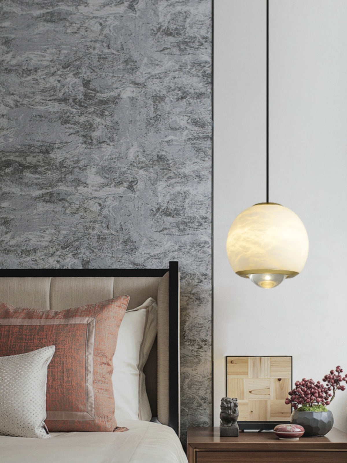 Ferox Alabaster Pendant Light D422