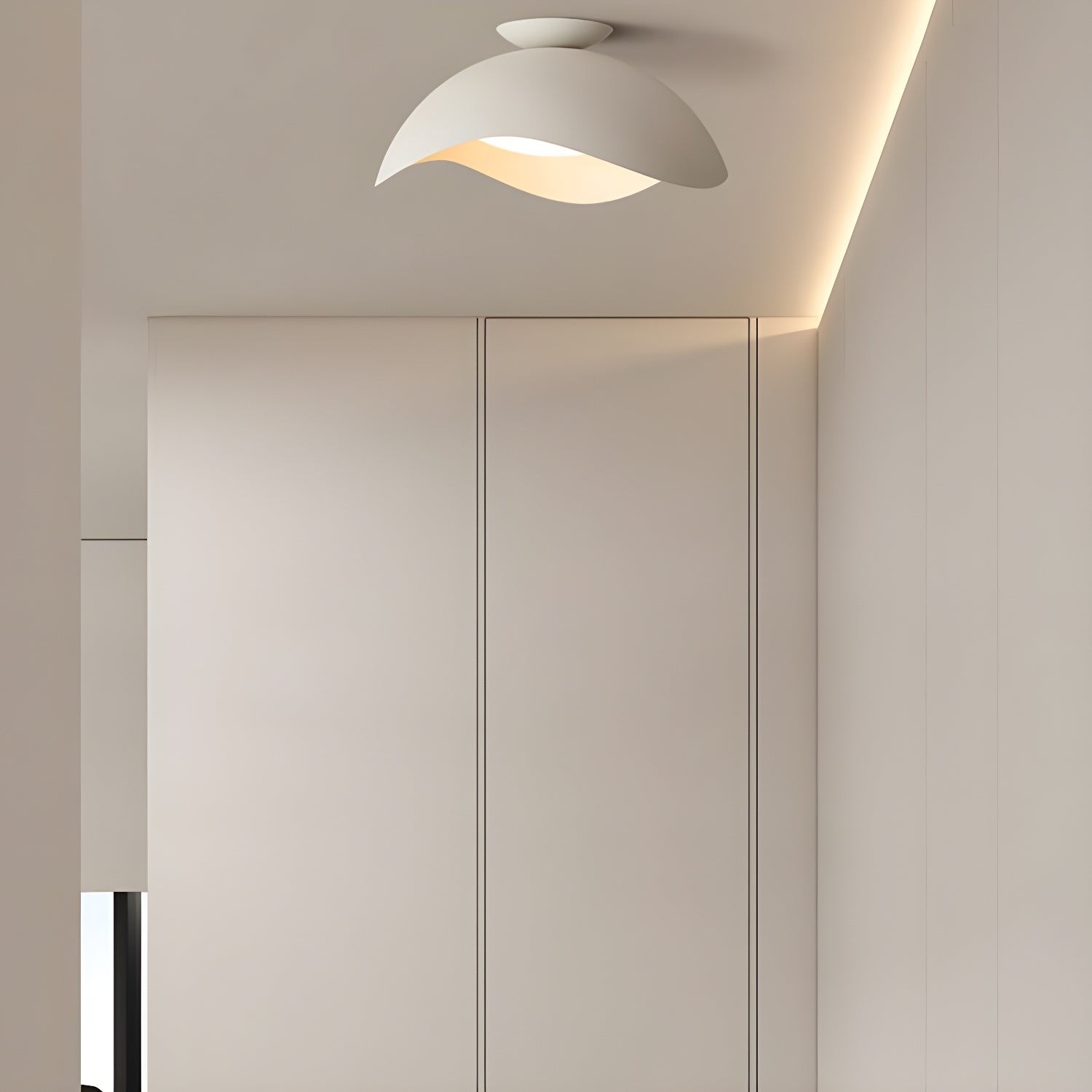 Simple Wave Ceiling Light M23