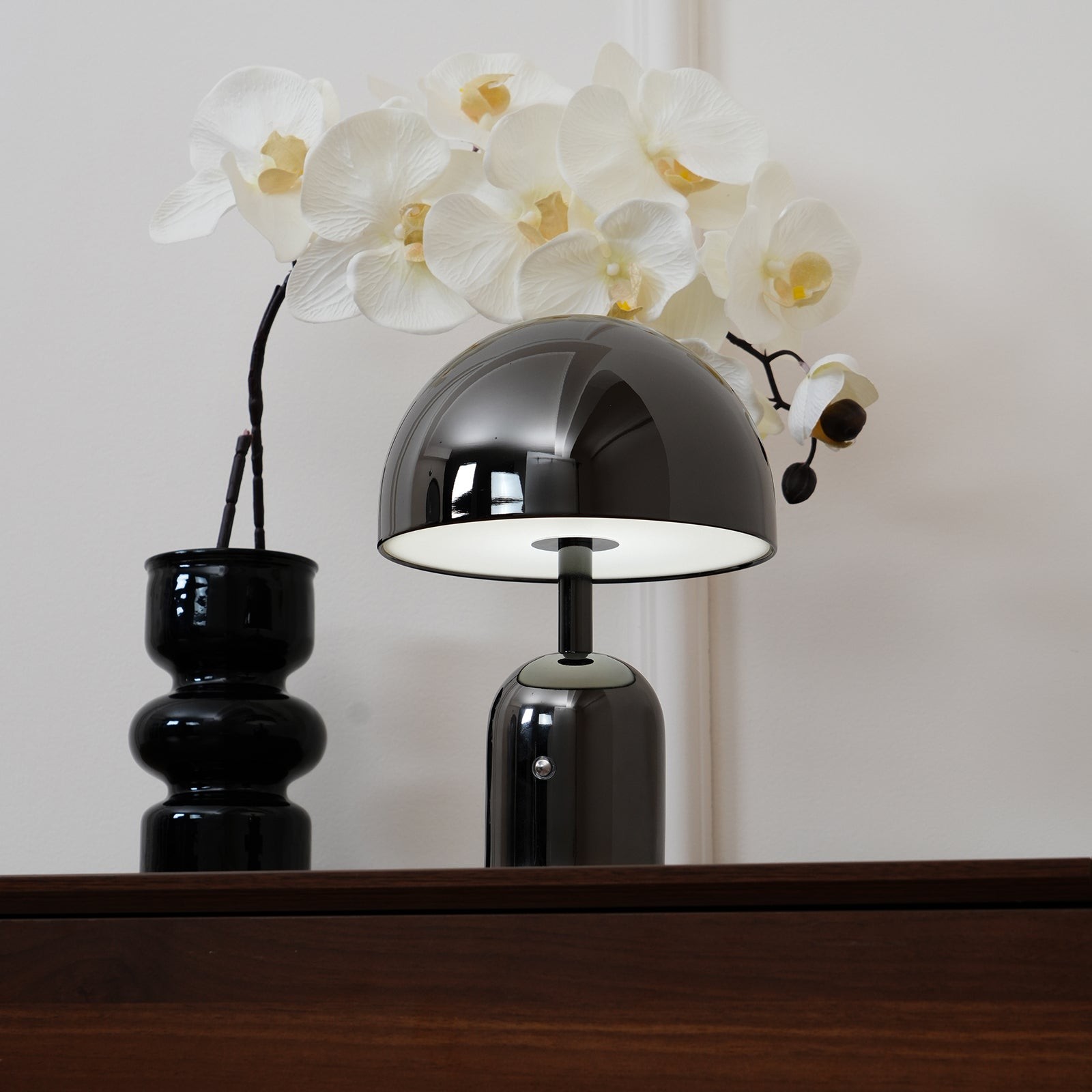 Smooth Mushroom Portable Table Lamp M176