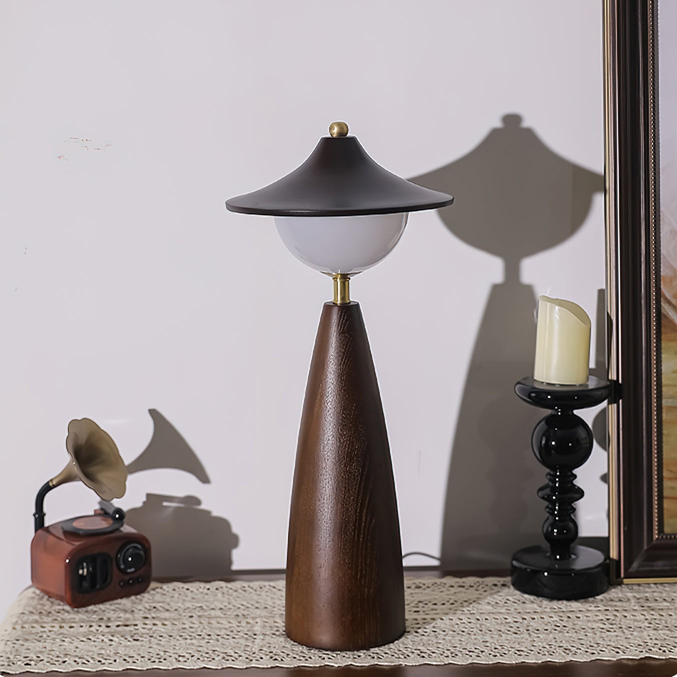 French Retro LED Bedside Table Lamp for Bedroom M326