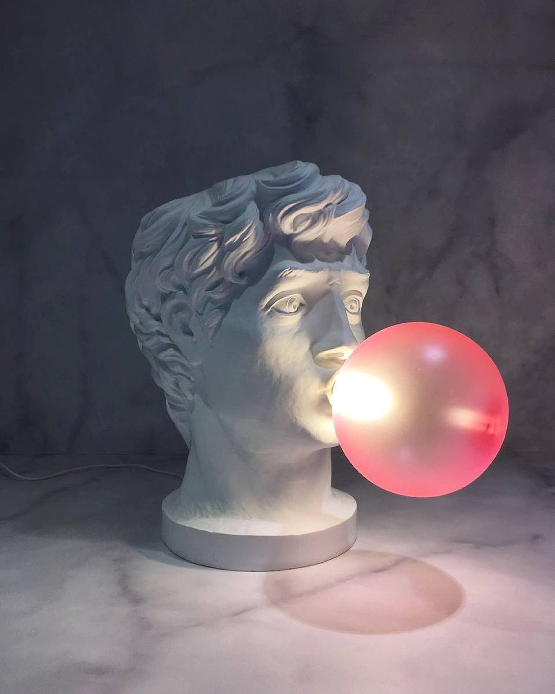Wonder Artist Fashion Table Lamp M100
