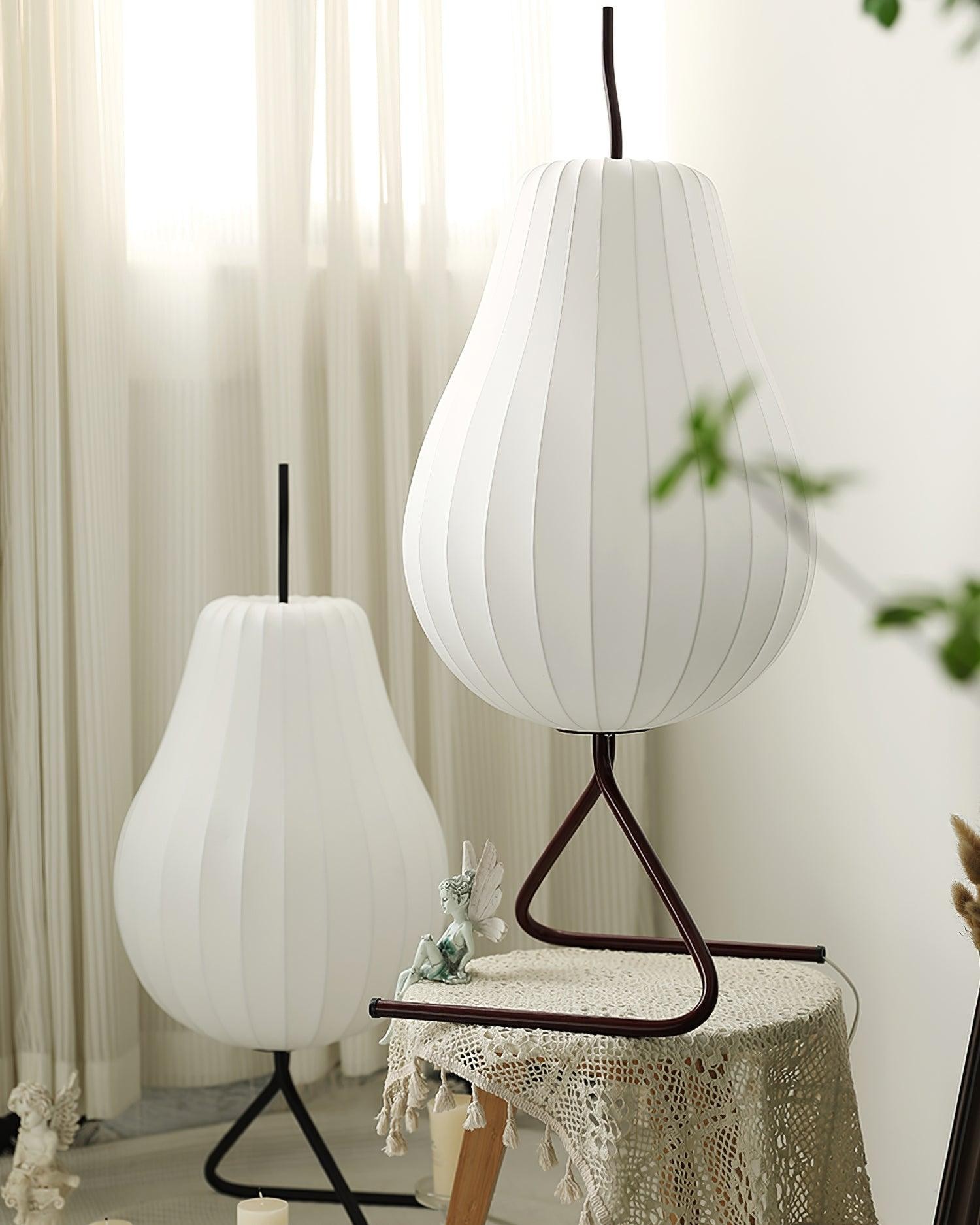 Pear-shaped Shite Floor Lamp Suitable For Living Room M35