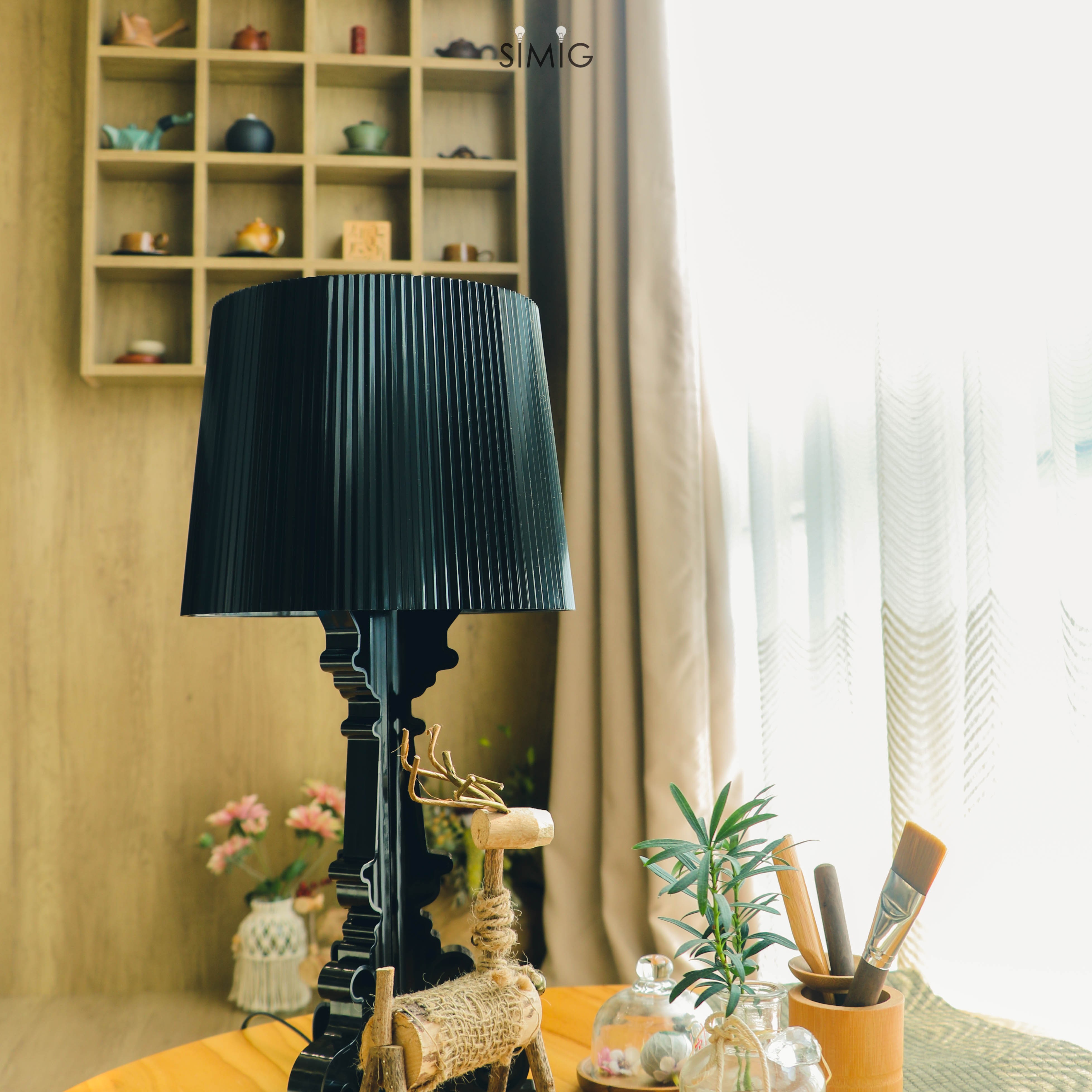 Baroque Style Acrylic Bourgie Table Lamp For Bedroom