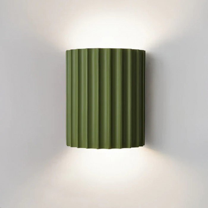 Scandinavian Ribbed Resin Fluted Wall Lamp S92