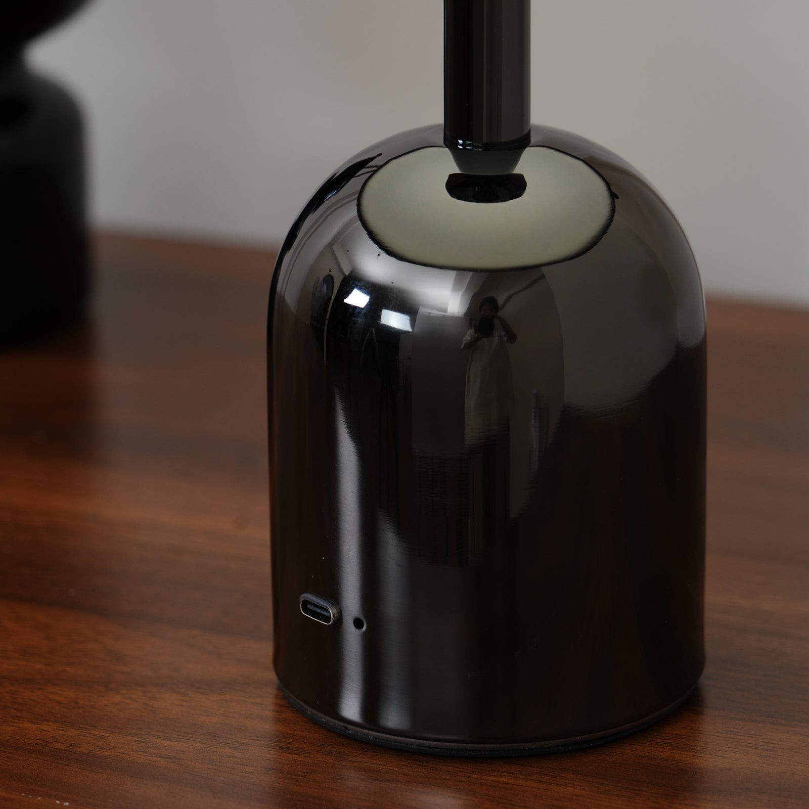 Smooth Mushroom Portable Table Lamp M176