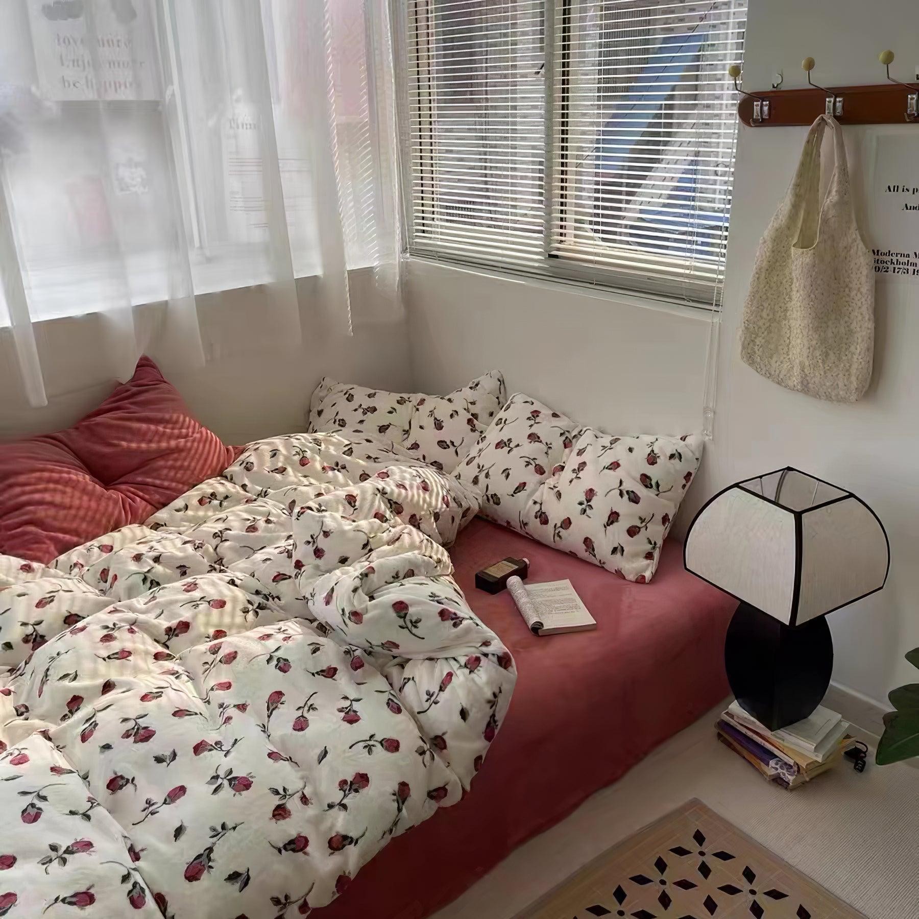 Retro Metal Mushroom Fabric Table Lamp M549