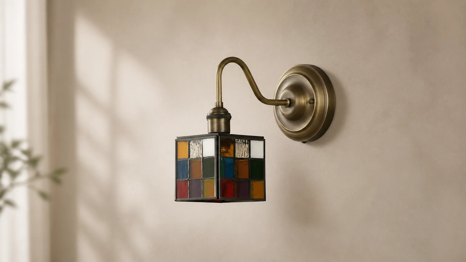 Kinkiet Mosaic Atelier D297 pokazany w ciepłej scenie wnętrza