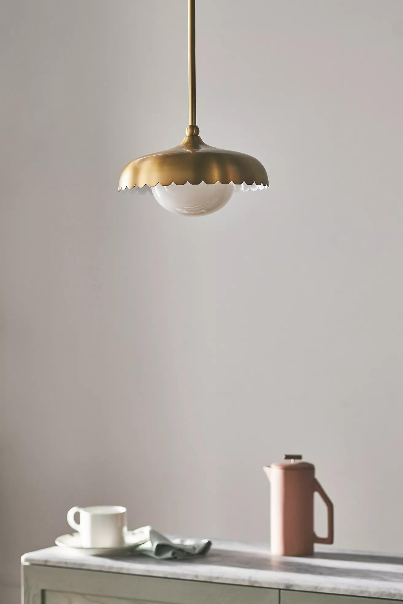 Rayla Scallop Pendant Light – Brass Finish Retro Ceiling Lamp for Dining & Kitchen T209