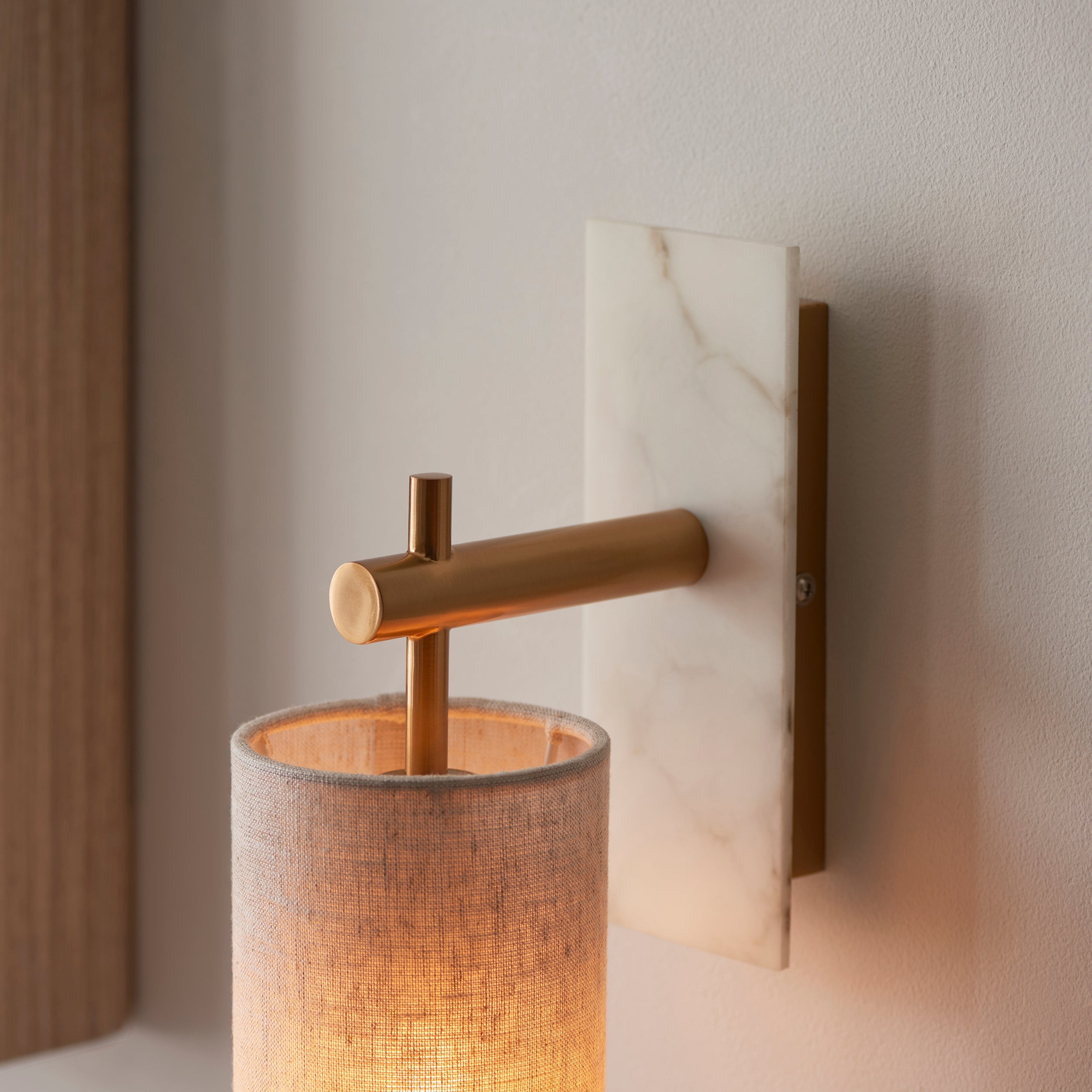 Vintage Brass Marble Wall Sconce - Natural Linen Shade T465
