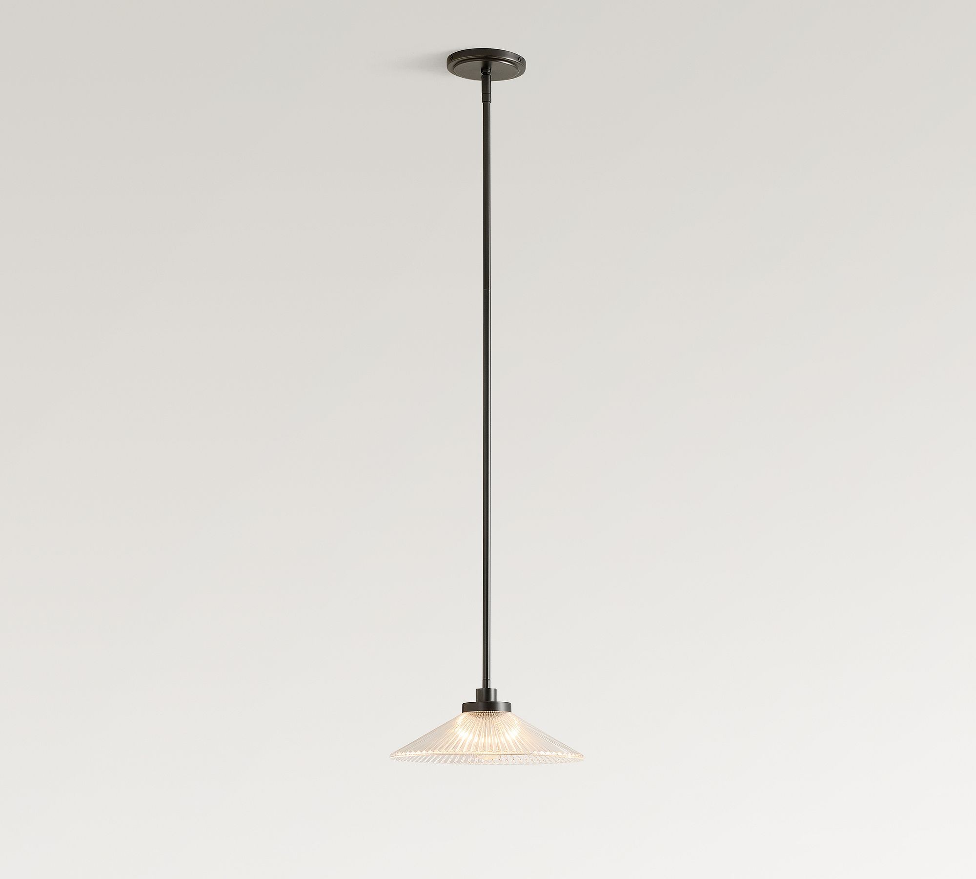 Bravira Ribbed Glass Pendant Light - Elegant Kitchen Island Lamp T073