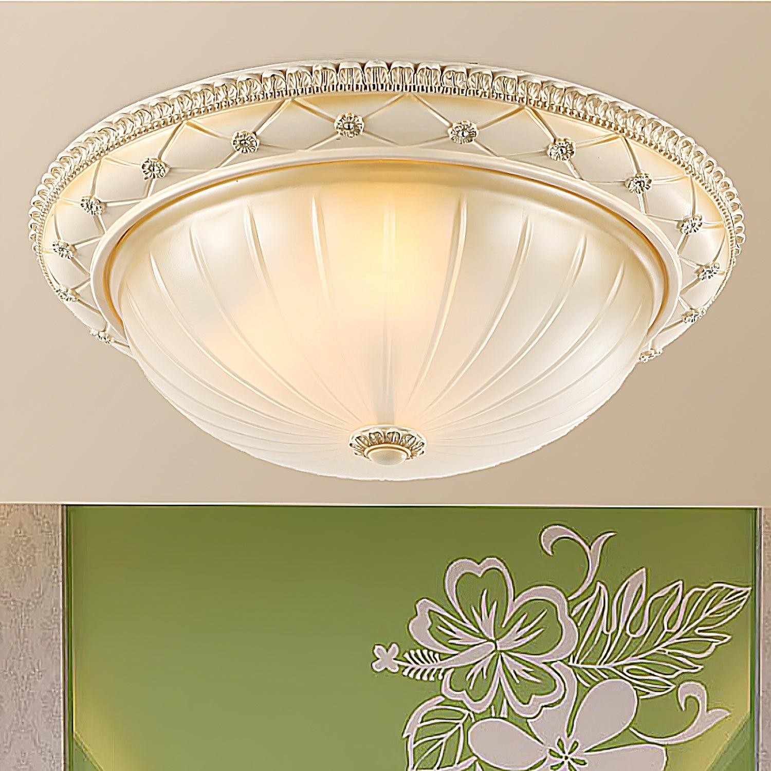 European Vintage Style Resin Ceiling Light for Bedroom M560