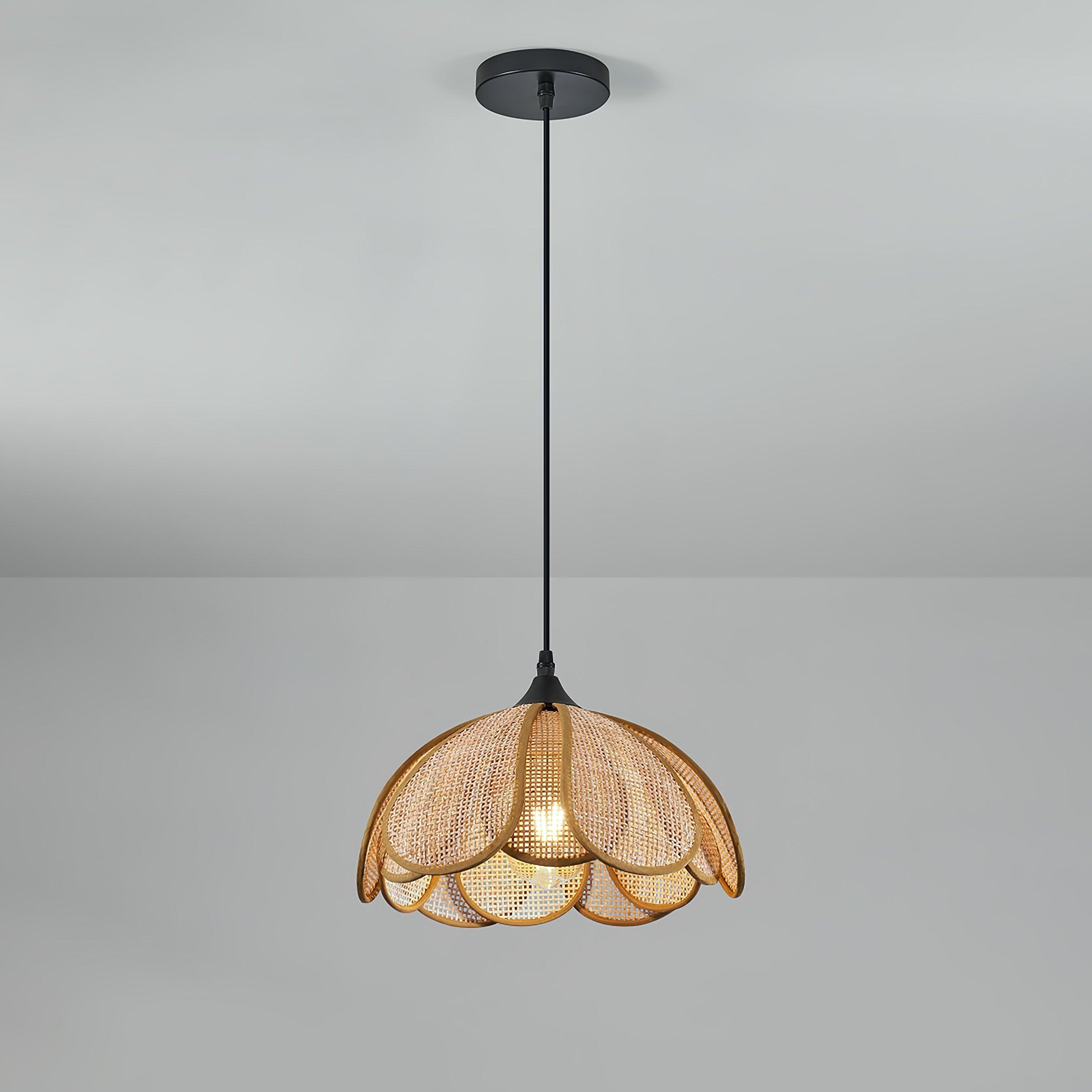 Bloom Rattan Pendant Lamp D358