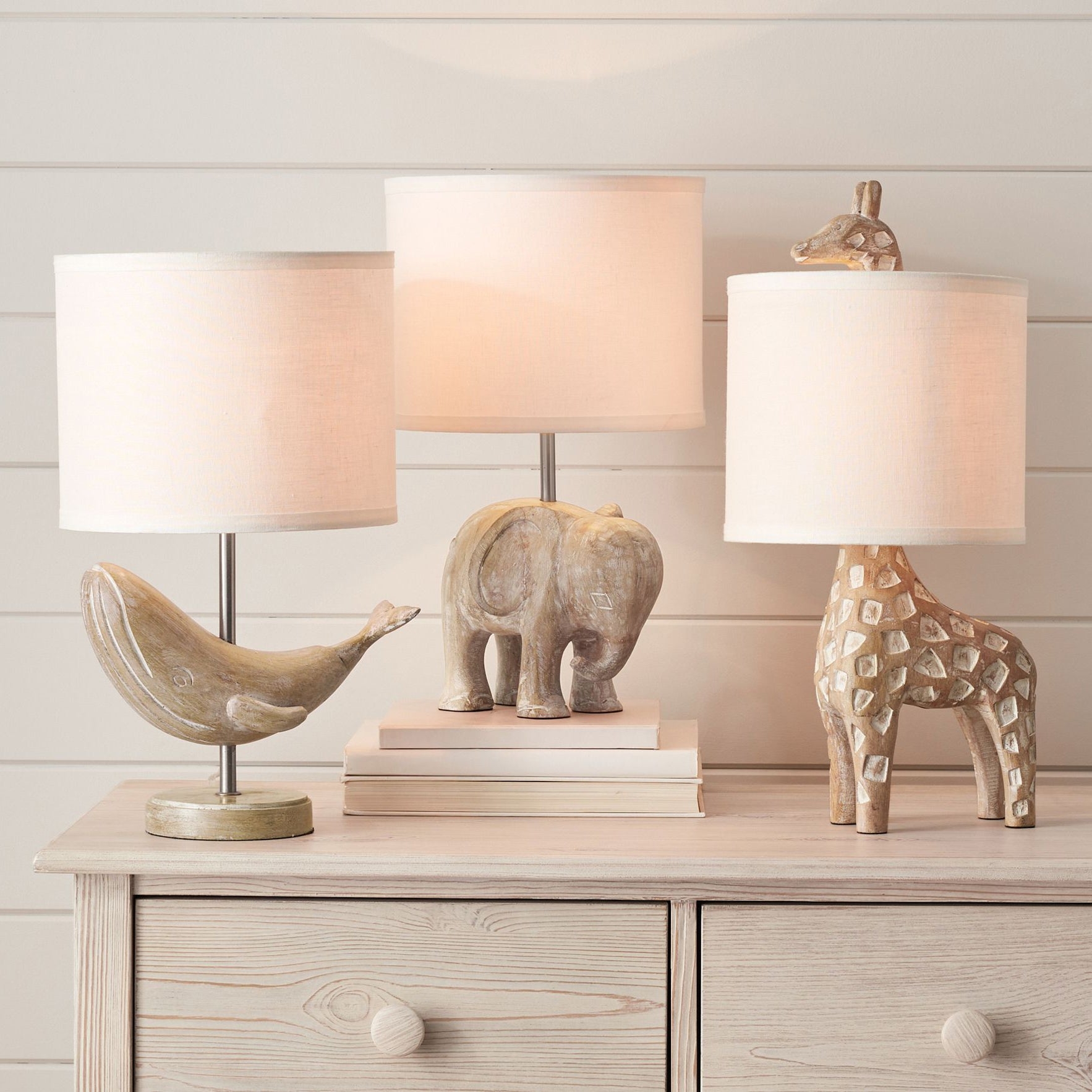 Carved Wood Animal Table Lamp D521