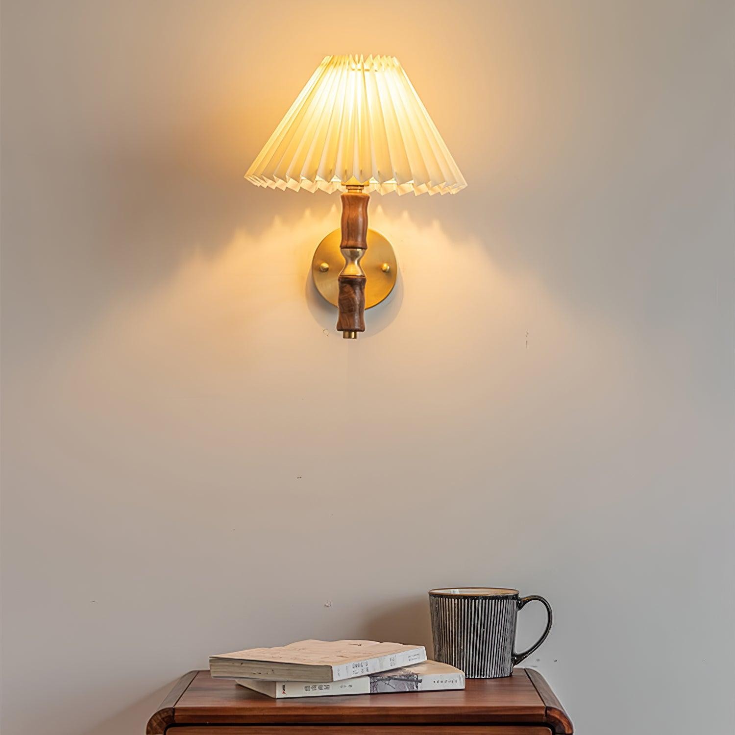 Japanese Retro Walnut Atmosphere Wall Light For Bedroom M436