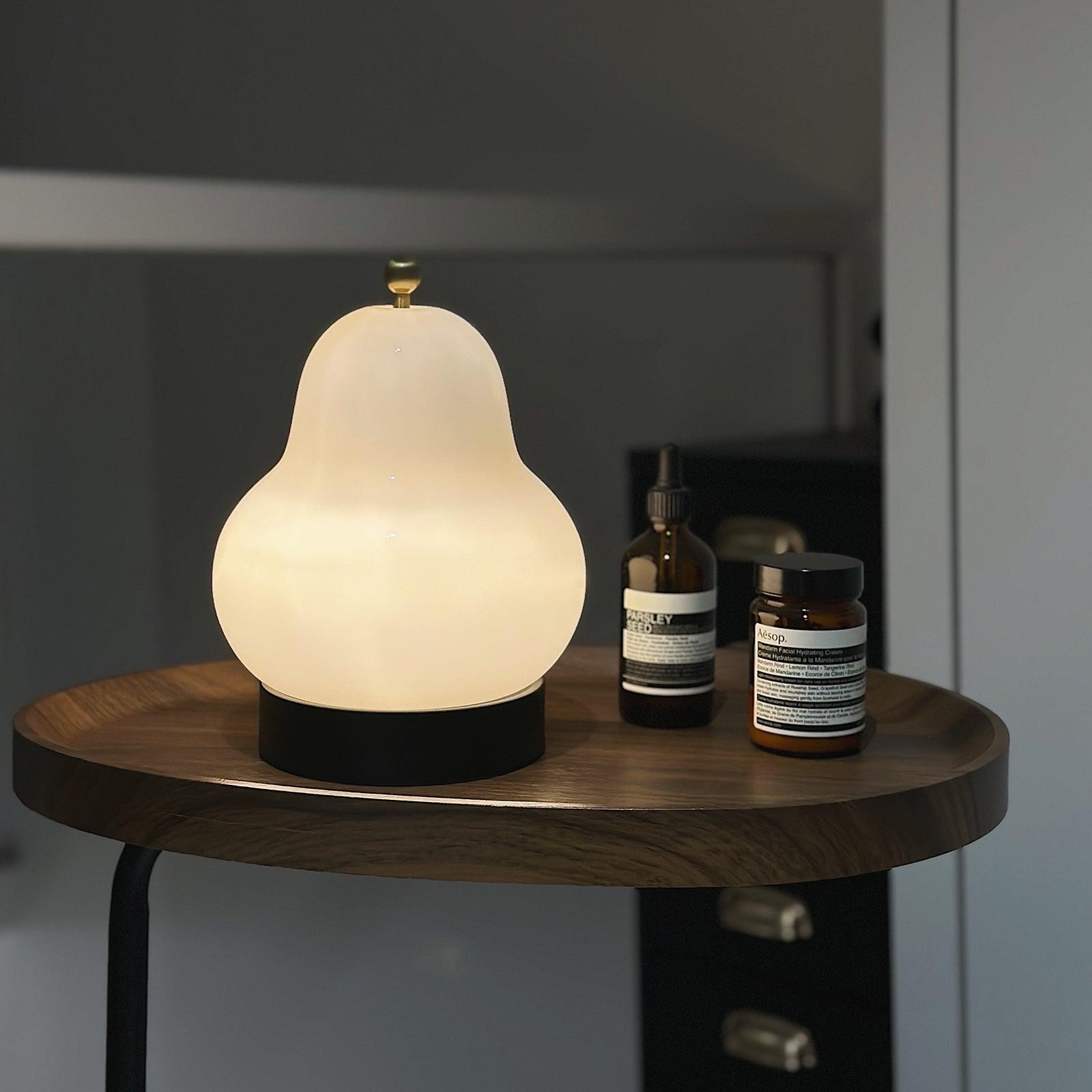 Cute Pear Shaped Table Lamp M441