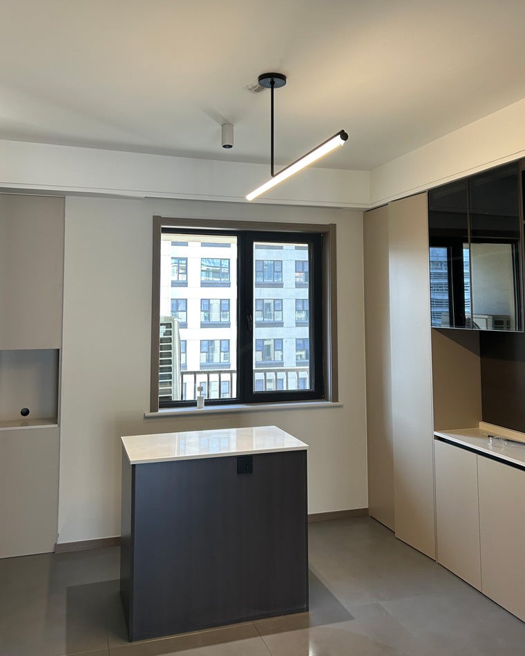 Modern Simple Asymmetrical Linear Pendant Lamp M140