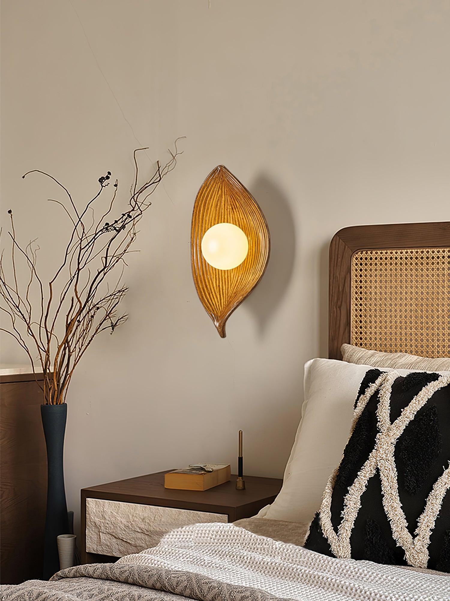 Leaf Canoe Wall Sconce M545