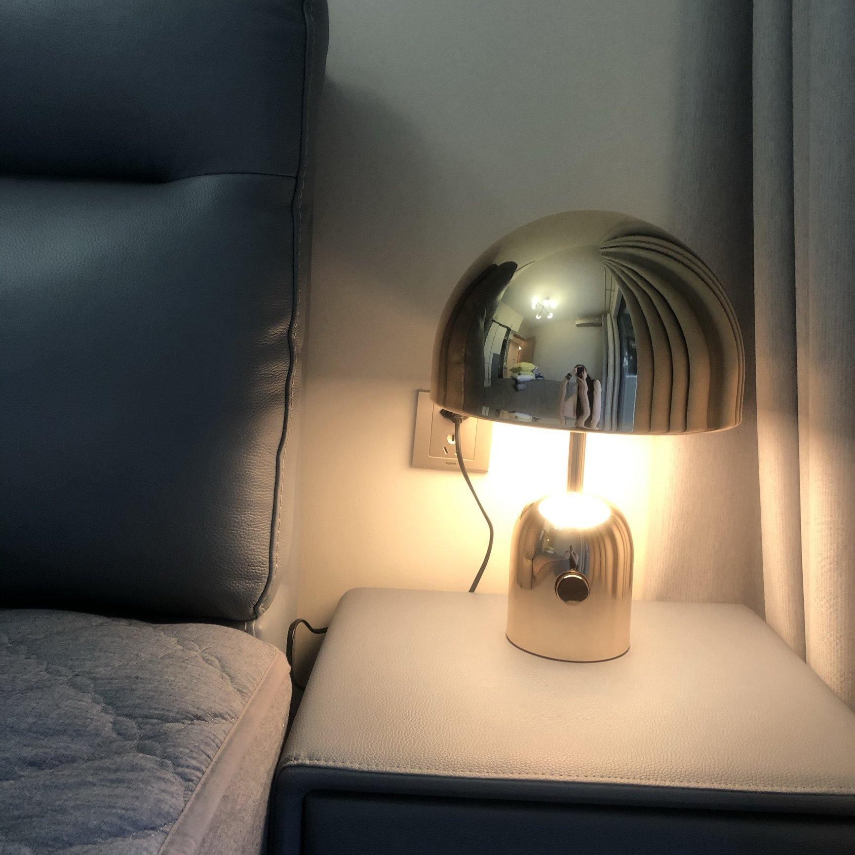 Bell Table Light T041