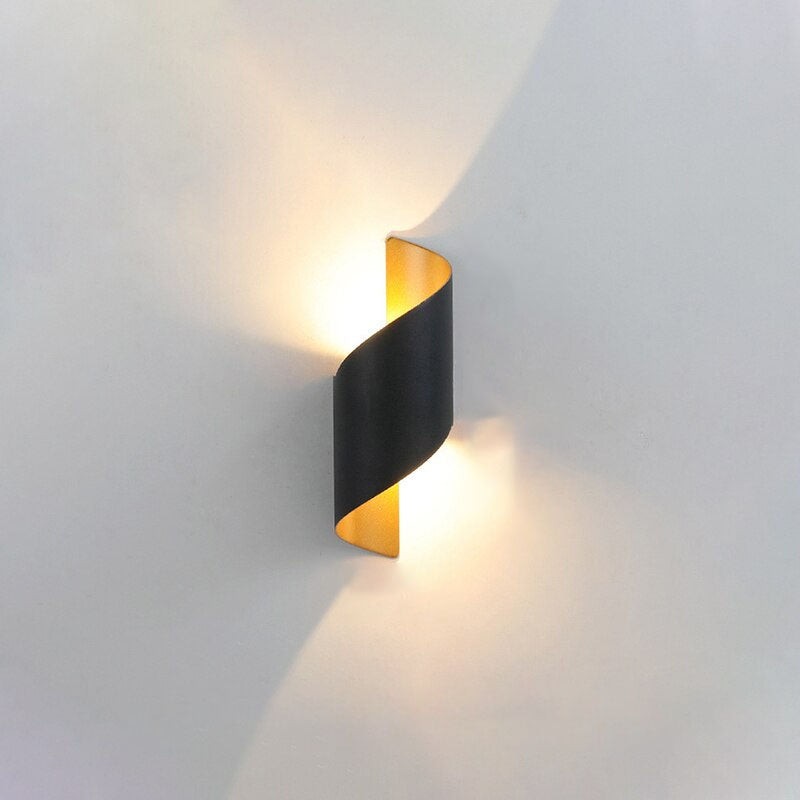Modern Curl Twisted LED Wall Light M137