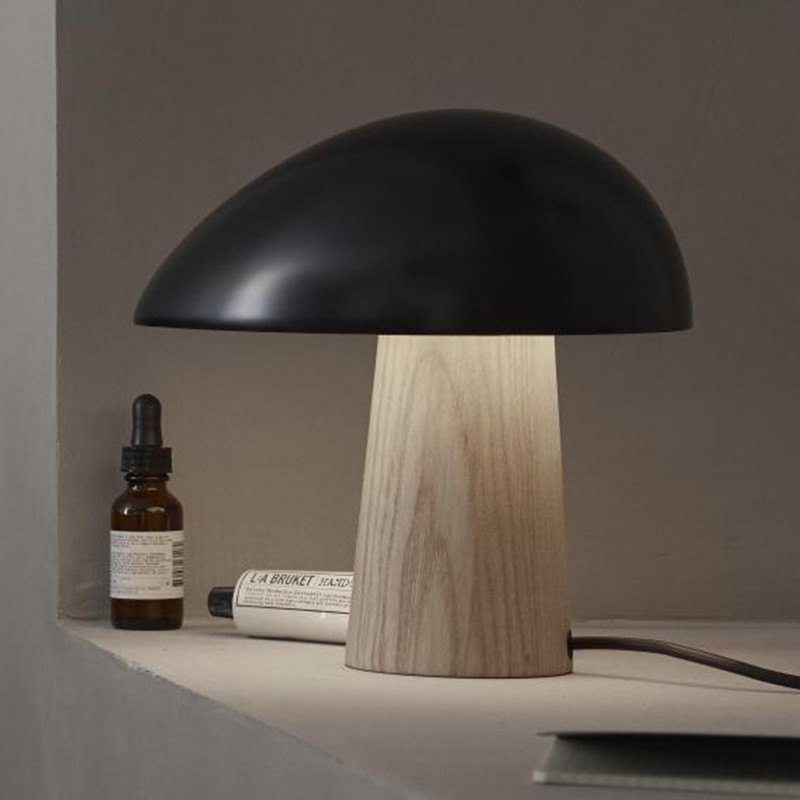Svart skärm Night Owl bordslampa på bordsskiva