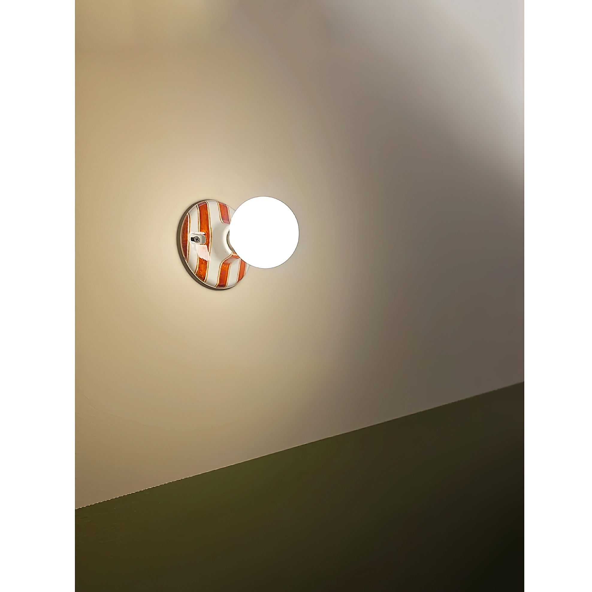 Ambrette Wall Lamp D722