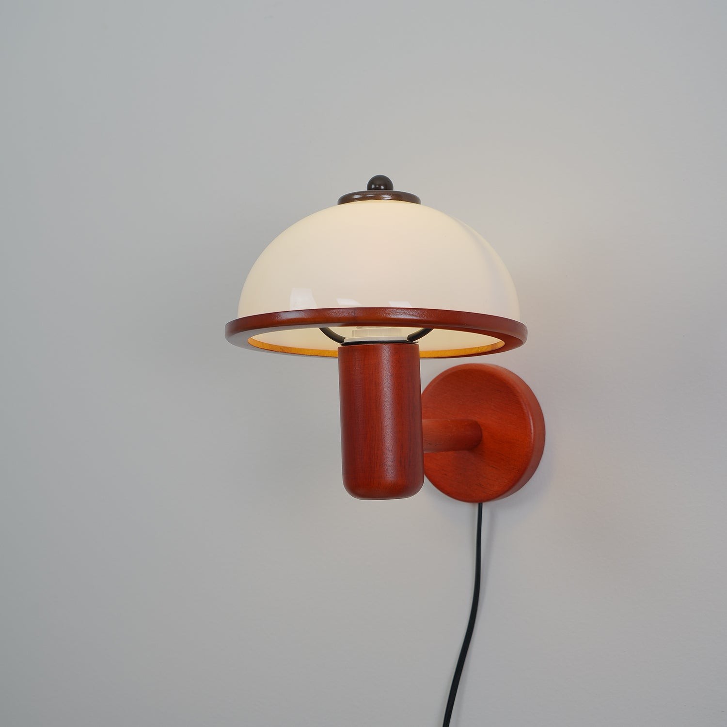 Mushroom Wood Wall Lamp M350