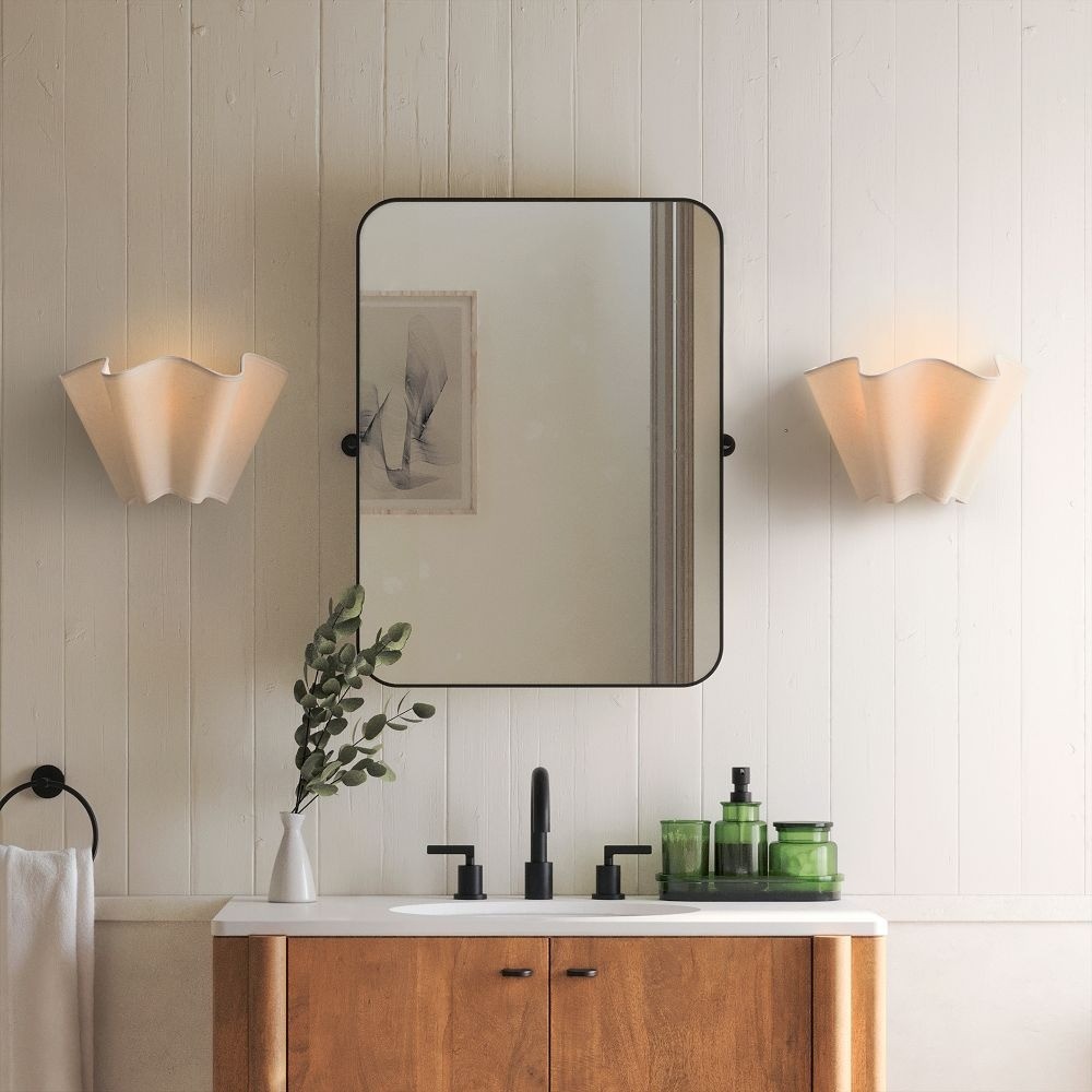 Oslan Sleek Matte Wall Light – Modern Sconce – Flexible Lighting for Living Room T014