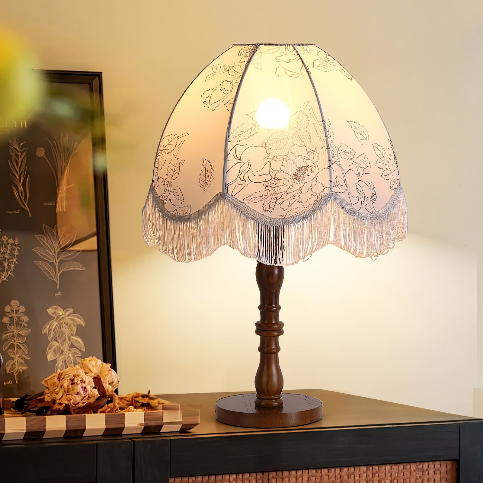 Luxury Printed Tassel Table Lamp M529
