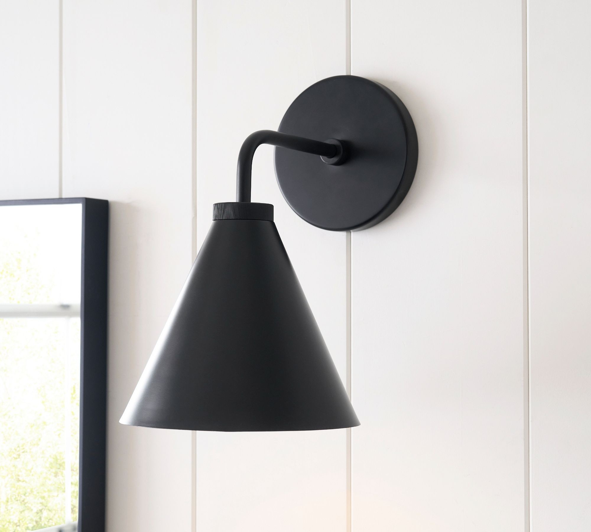 Korvi Iron Tapered Sconce Light - Wall Fixture in Black or Brass T125