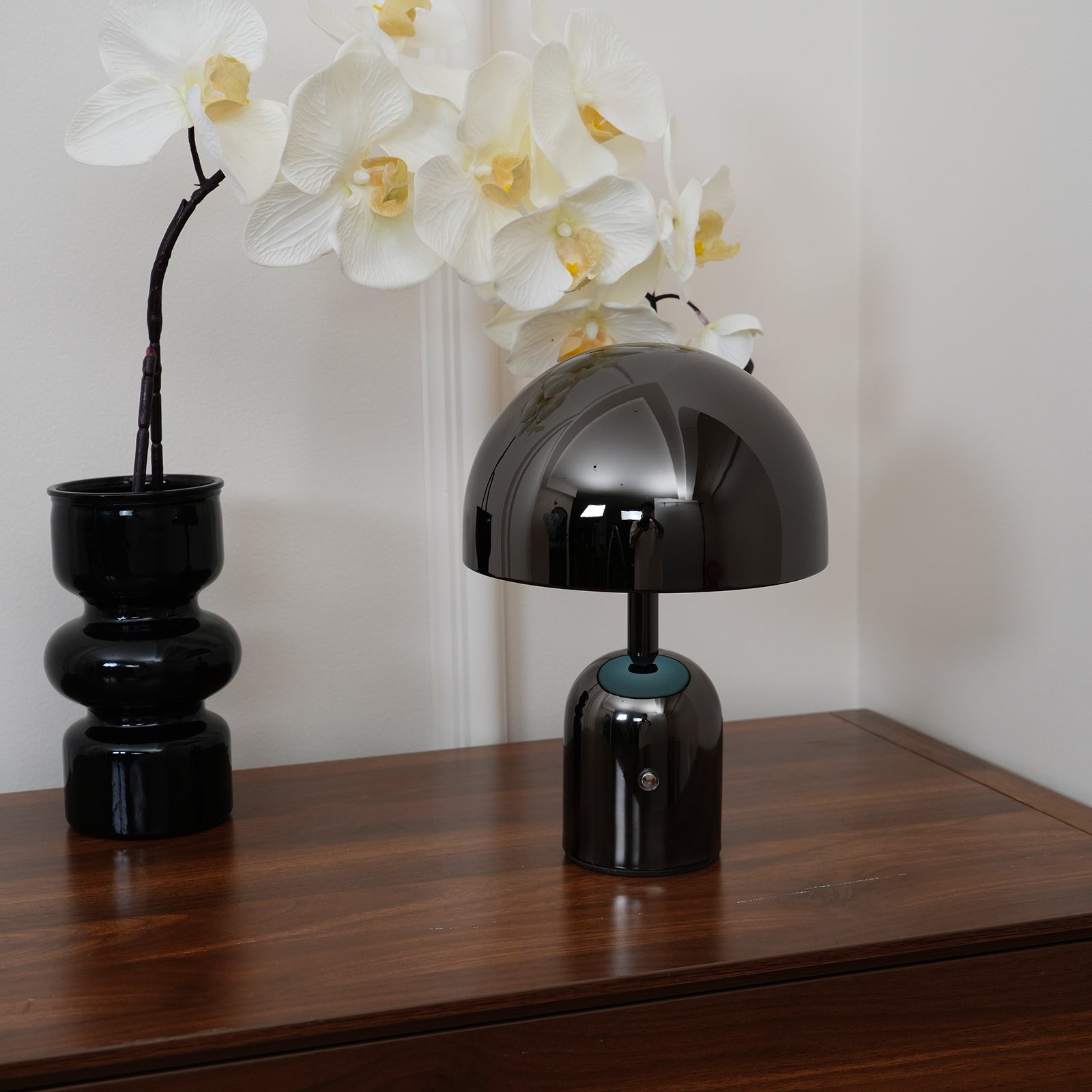 Smooth Mushroom Portable Table Lamp M176