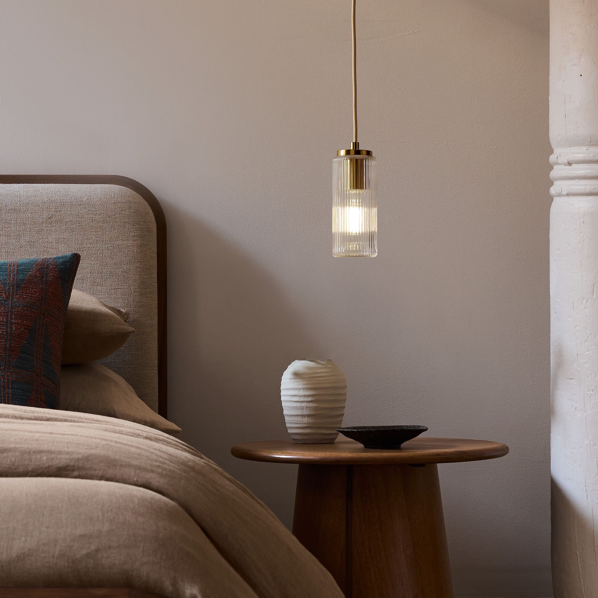 Rivora Fluted Glass Pendant Light – Modern Ribbed Shade T272
