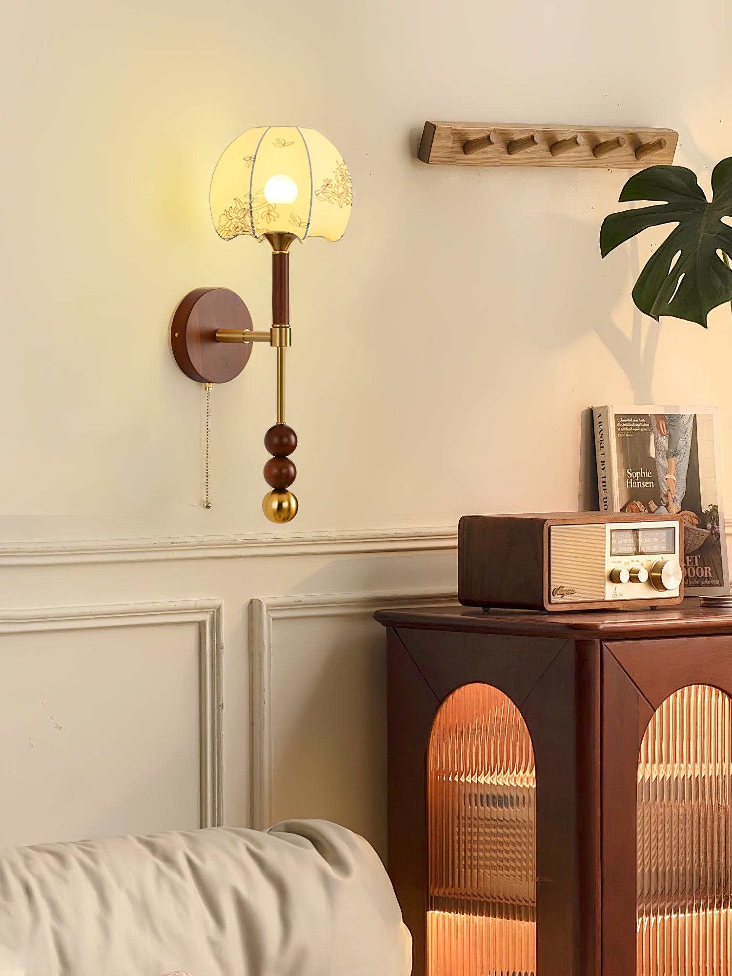 Retro Solid Wood Series Wall Lamp M523