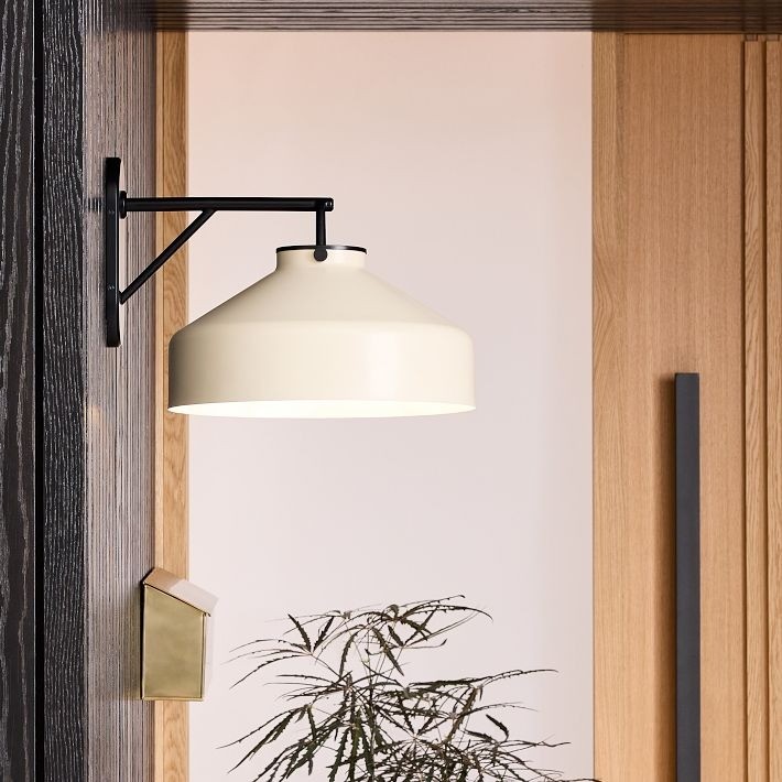 Hanton Minimalist Outdoor Wall Light - Matte Metal Industrial Sconce for Modern Spaces T154