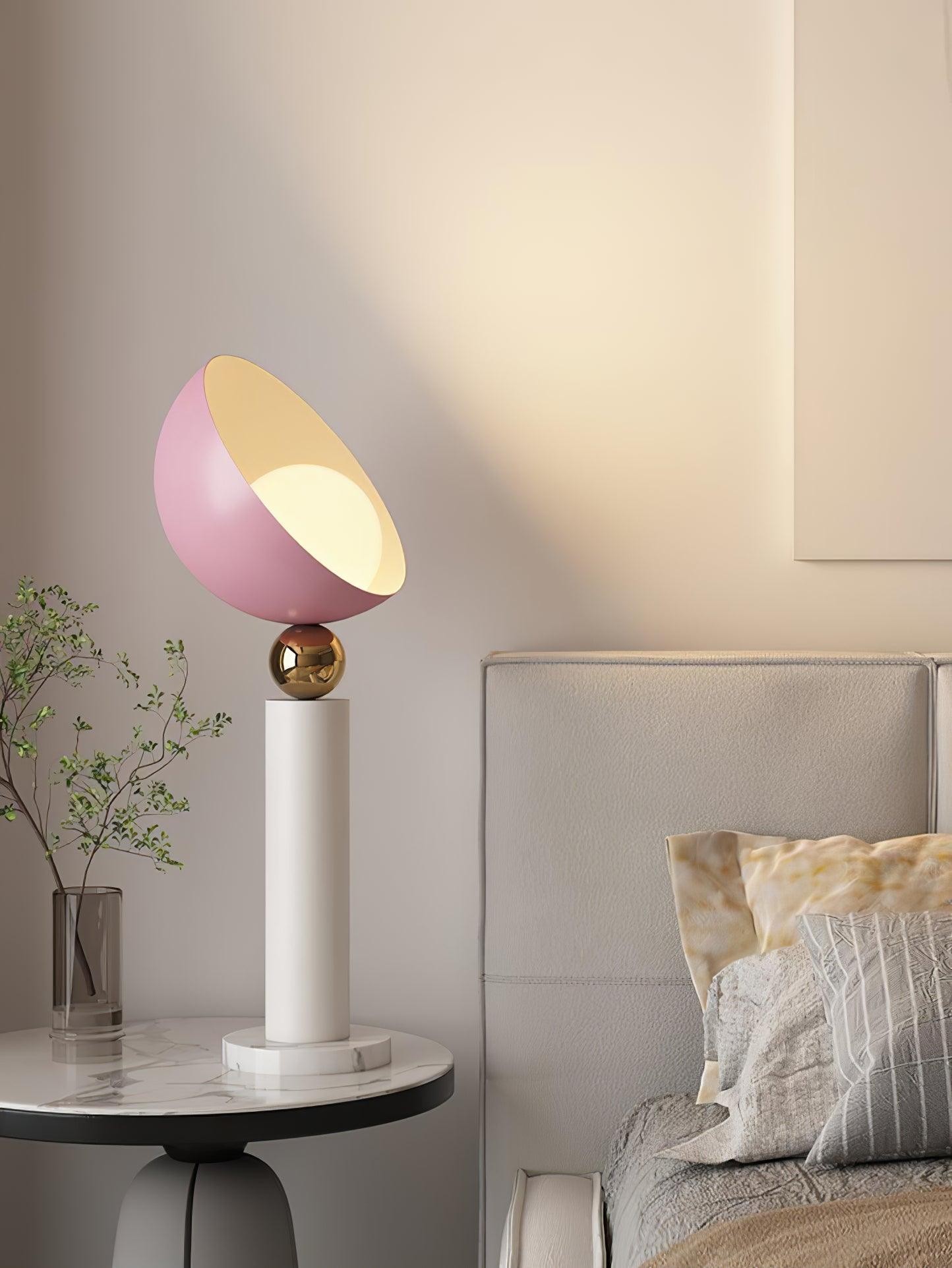 Cream Style Metal Table Lamp M366
