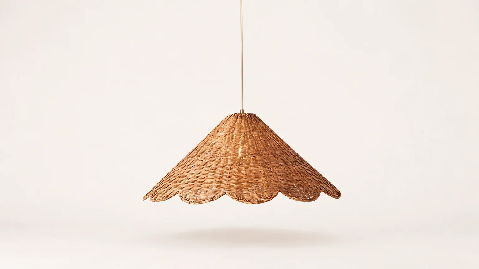 Lampa wisząca Scallop D309 w ciepłej oprawie wnętrza