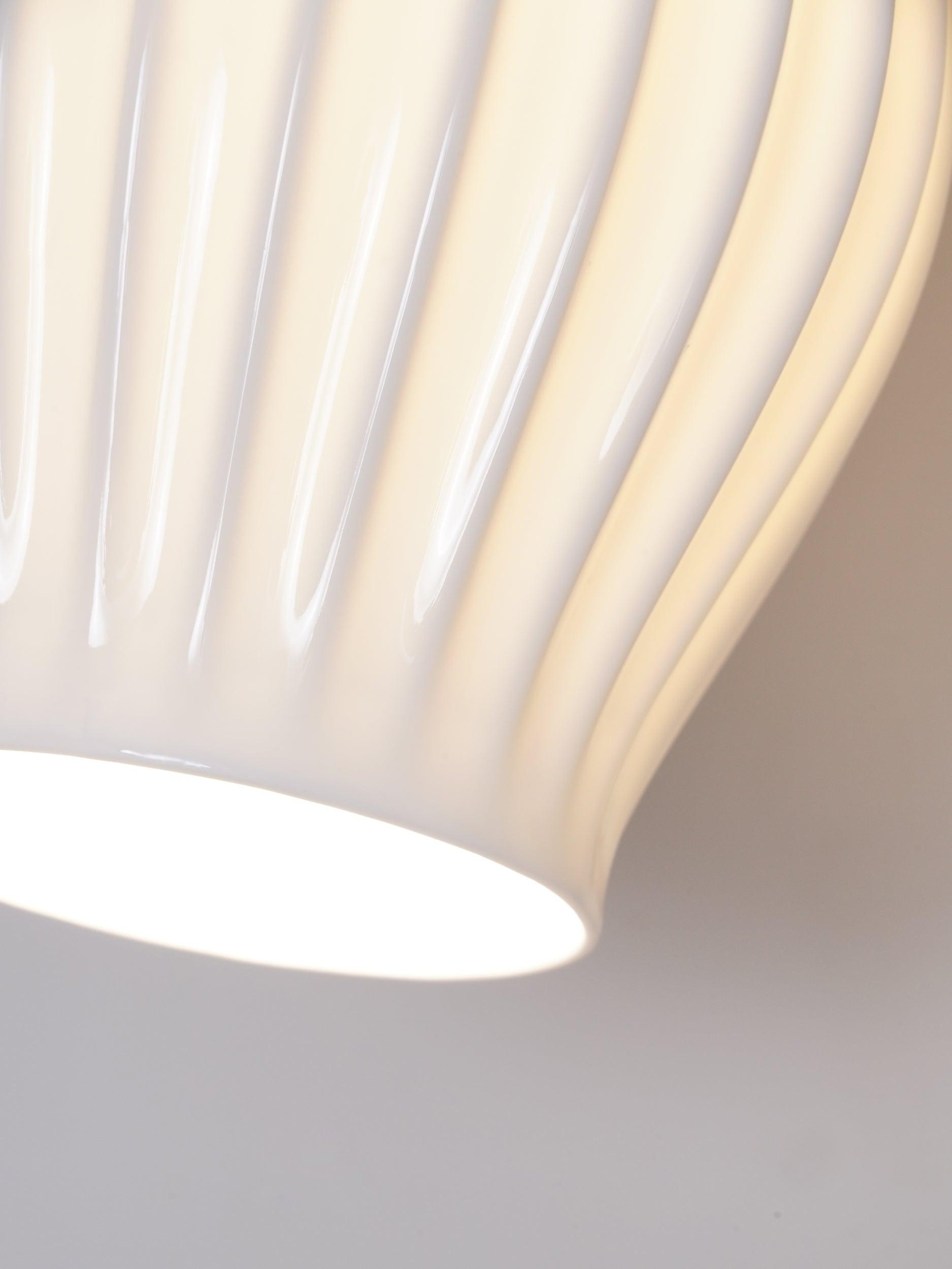Cream Style Ceramic Ribbed Wall lamp M79