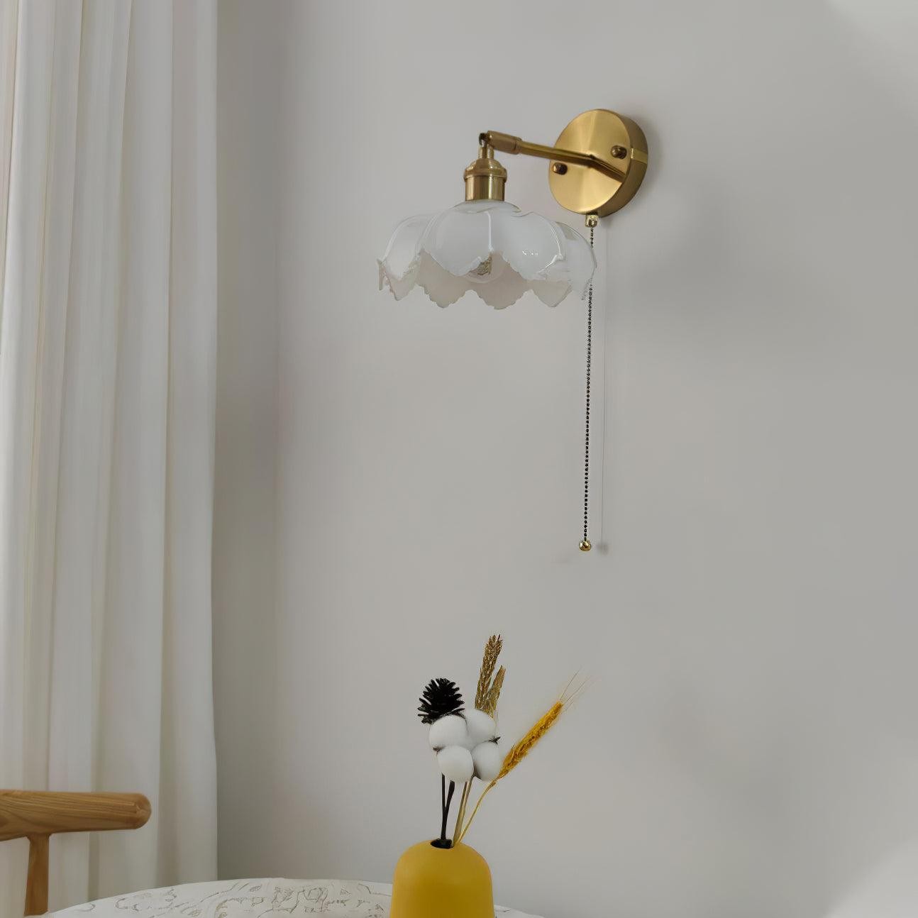 Lotus Rotatable Wall Lamp M459