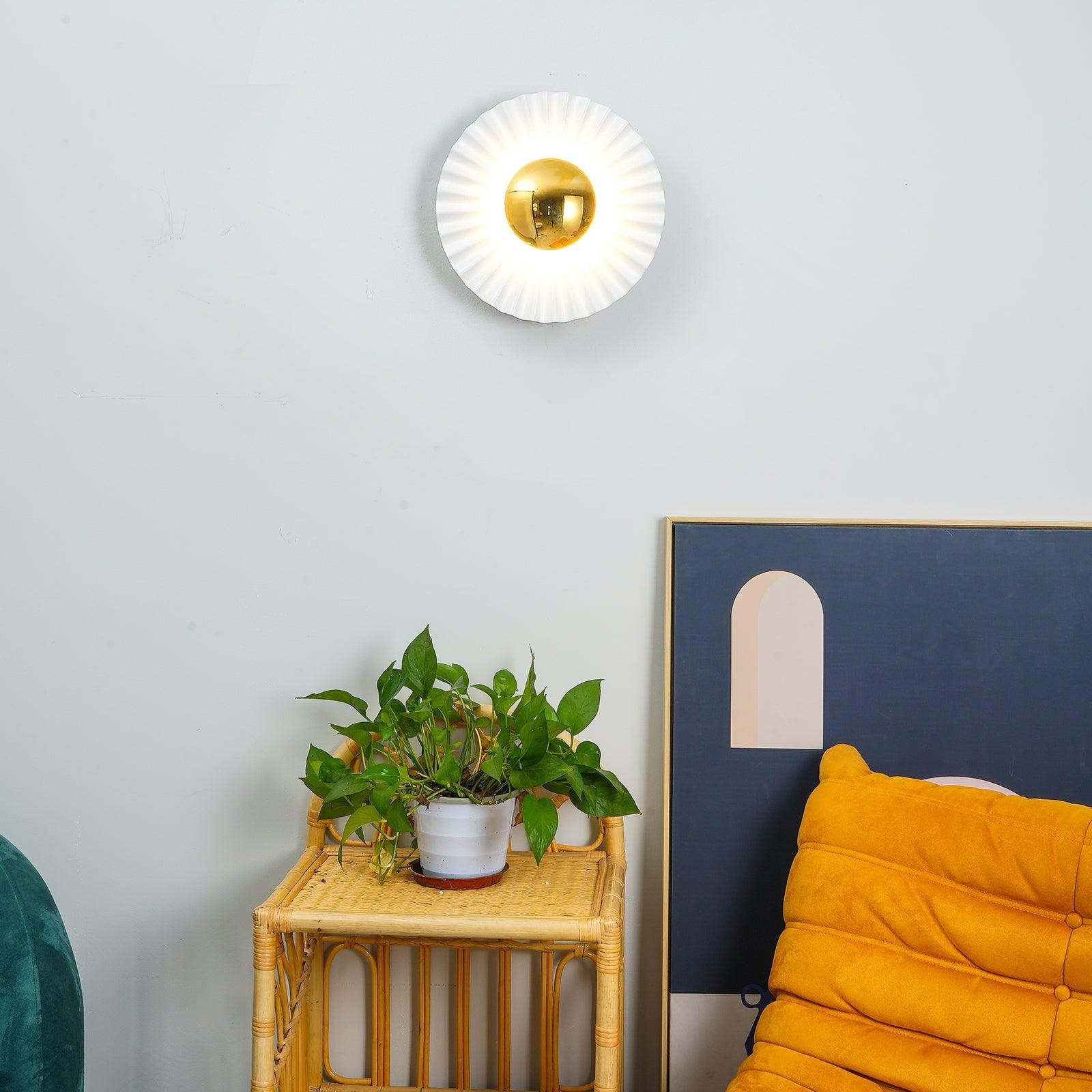 Modern Creative Scallop Wall Lamp M417